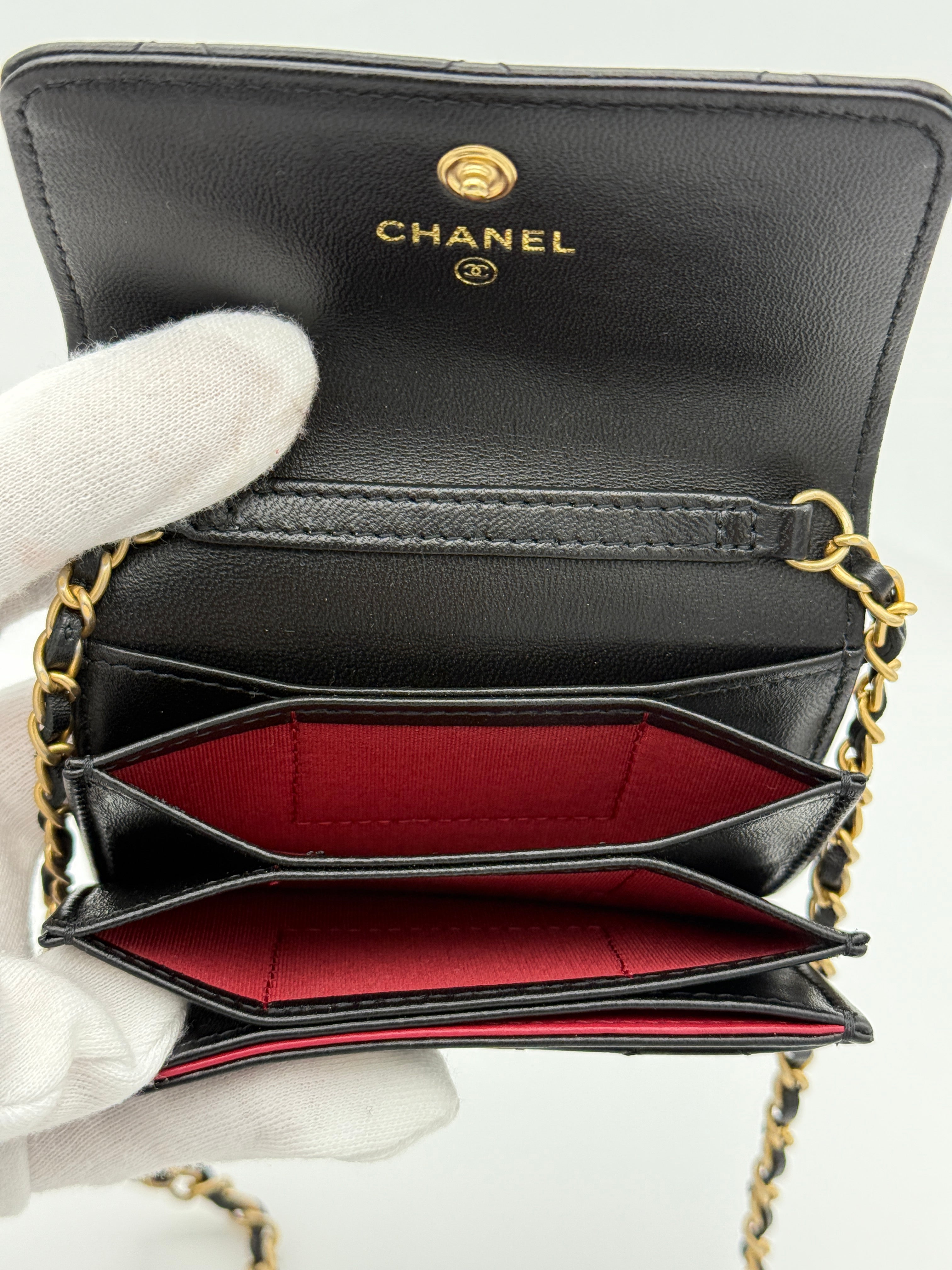 Chanel Romance Clutch on Chain Bag
Pre Loved & Authentic