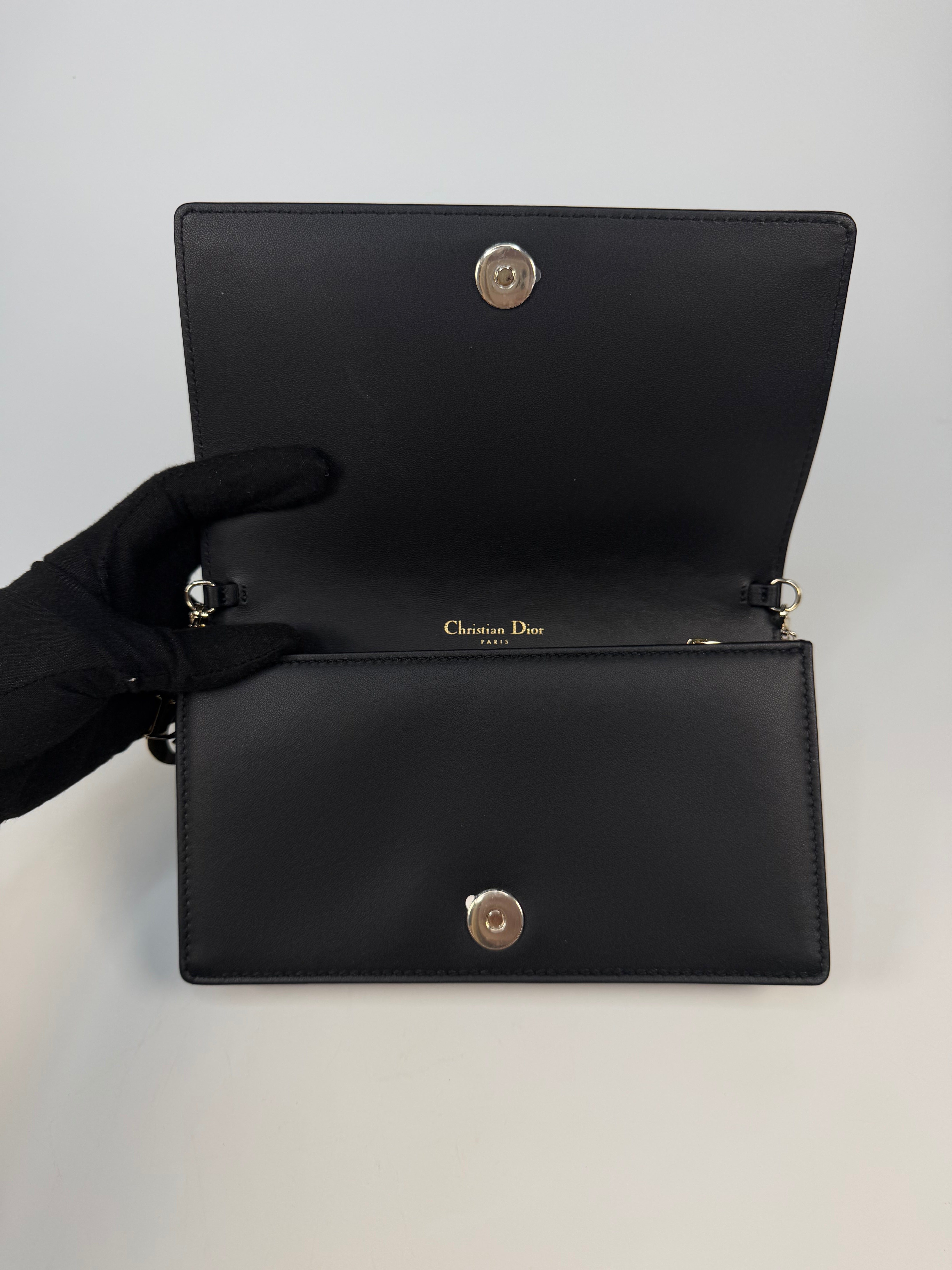 Christian Dior Lady Dior Pouch Black Lambskin Gold Hardware
Pre Loved & Authentic
New/unused
Insured next day delivery