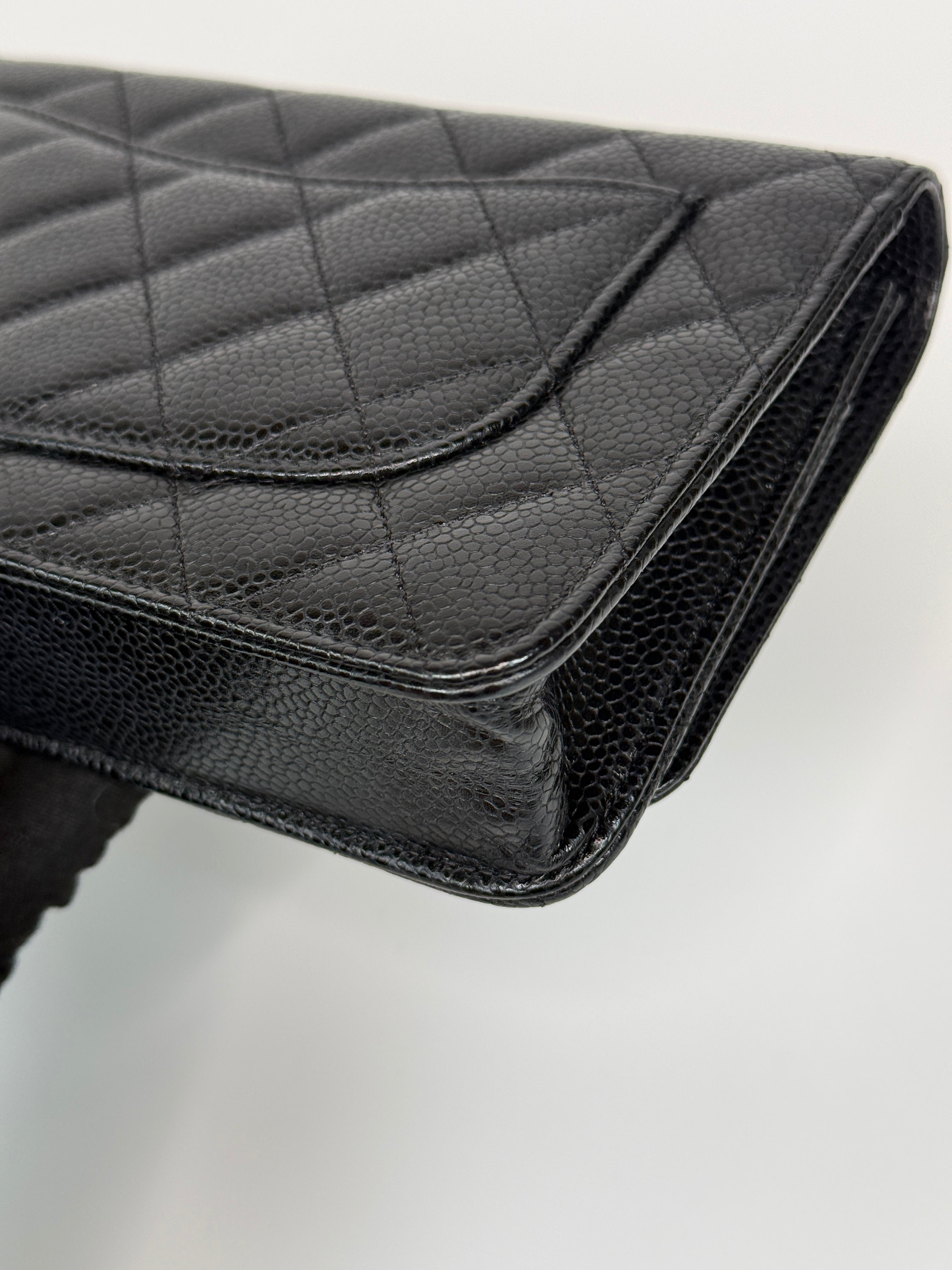 Chanel Wallet On Chain In Black Caviar Leather With Gold Hardware In Excellent Condition.
Authentic Pre Loved Verified by Luxe Cheshire Trusted Designer resale