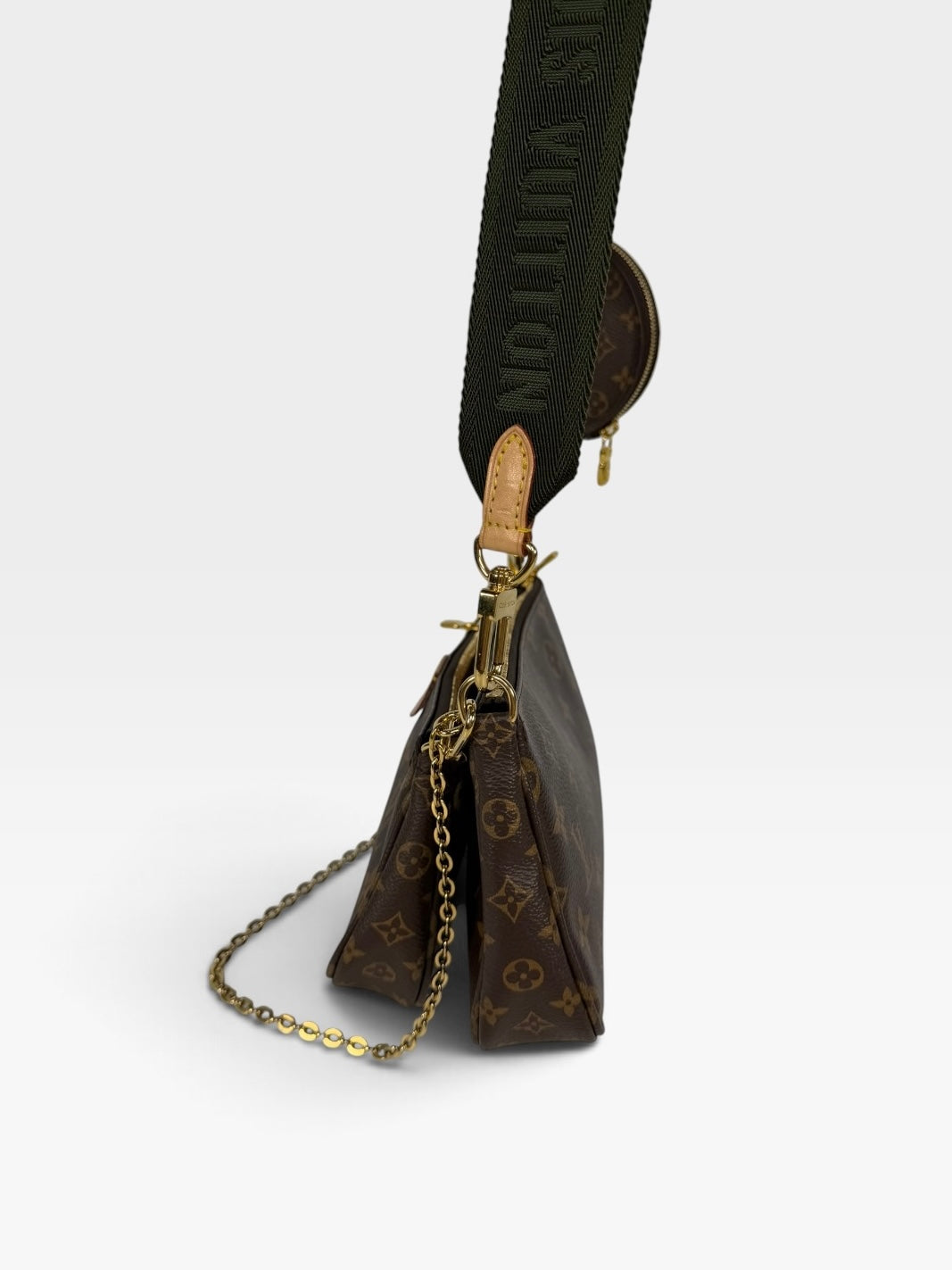 Louis Vuitton Multi Pochette In Monogram Canvas With Gold Hardware 100% authentic and preloved in excellent condition