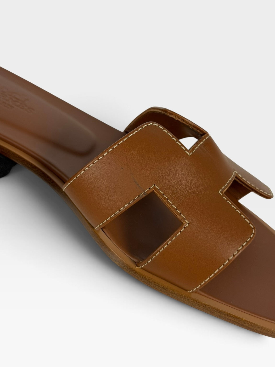 Hermès Oran Sandals in Gold (Size 37.5 /UK 4.5) 100% authentic and preloved in excellent condition