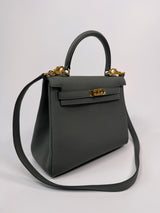 Hermès Kelly 25 In Vert Amande Togo Leather With GHW