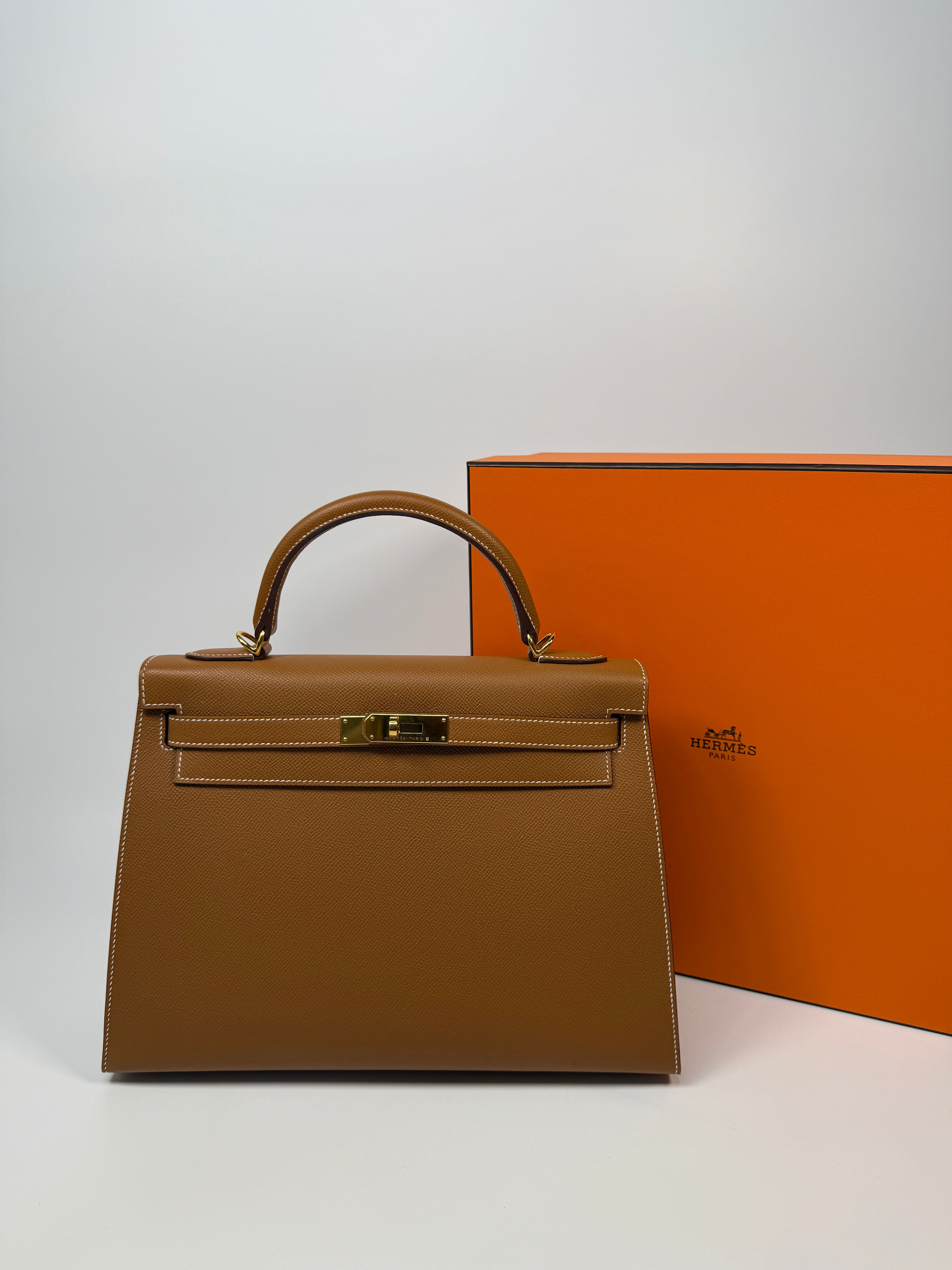 Authentic Pre Loved Hermès Kelly 32 Gold Sellier Epsom Leather With Gold Hardware Excellent Condition