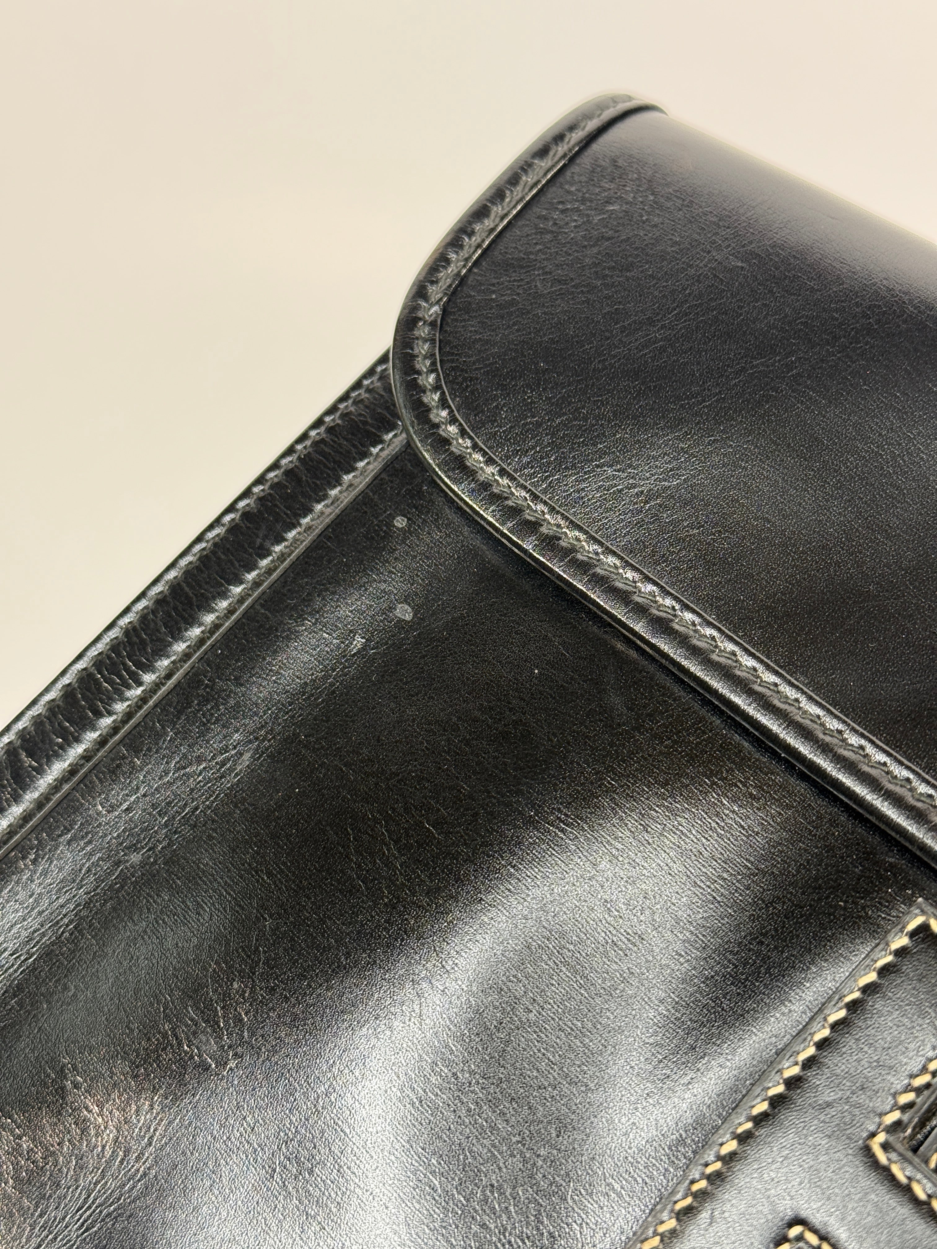 Authentic Pre Loved Hermès Jige Clutch Very Good Condition