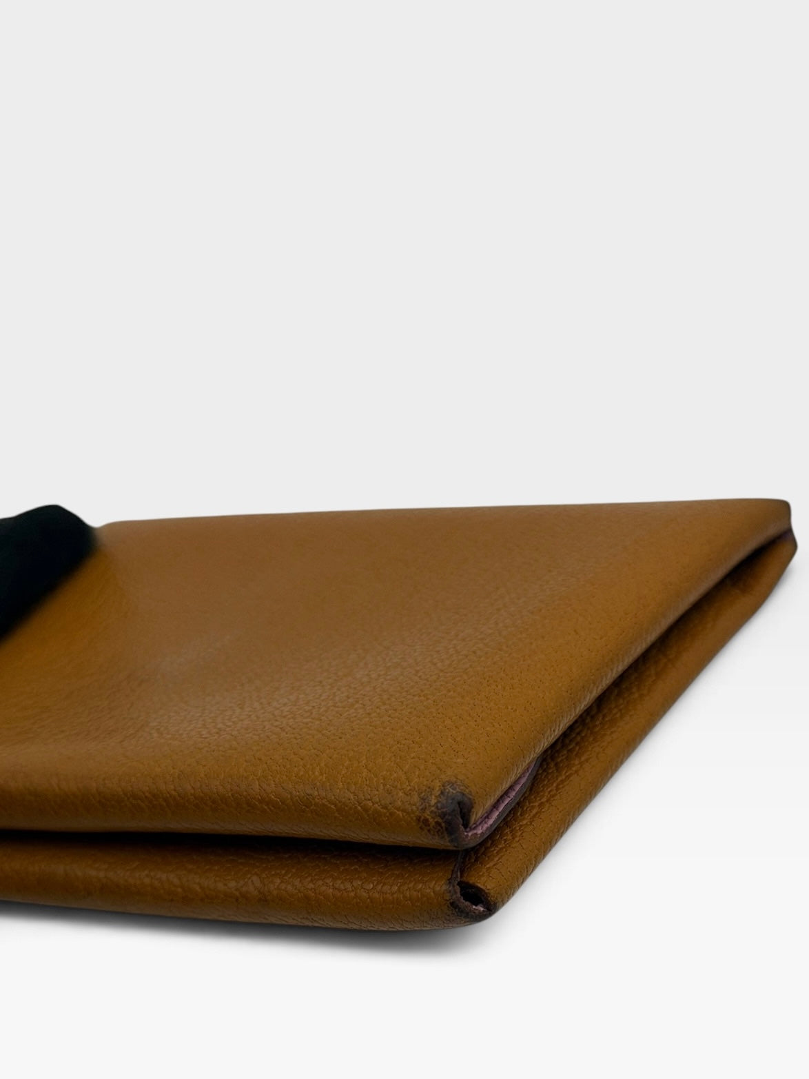 Hermès Calvi Duo Wallet In Biscuit & Mauve Sylvestre. 100% authentic and preloved in excellent condition