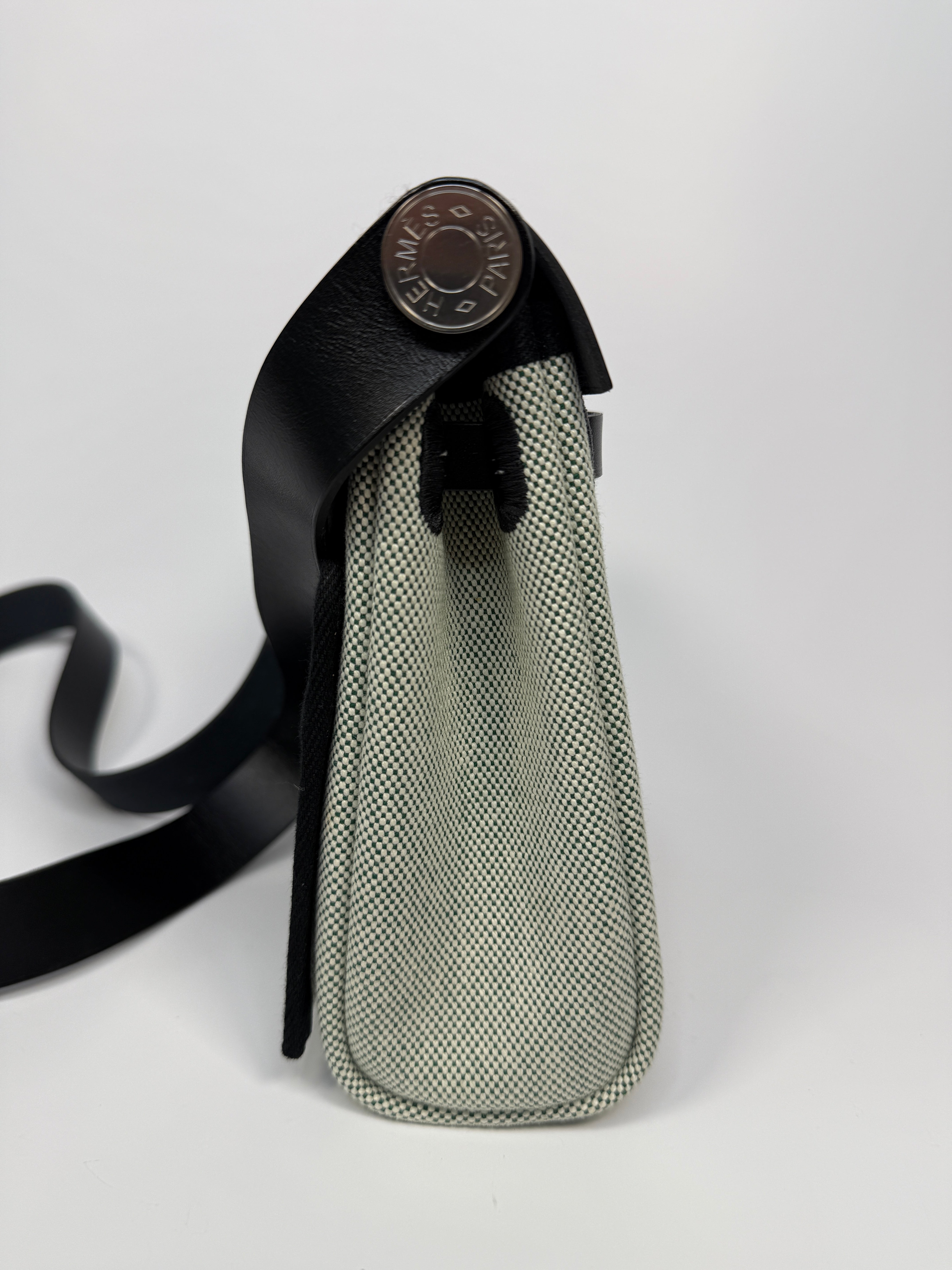 Authentic Pre Loved Hermès Herbag Zip 20 Ecru Vert Moyen & Noir New & Unused