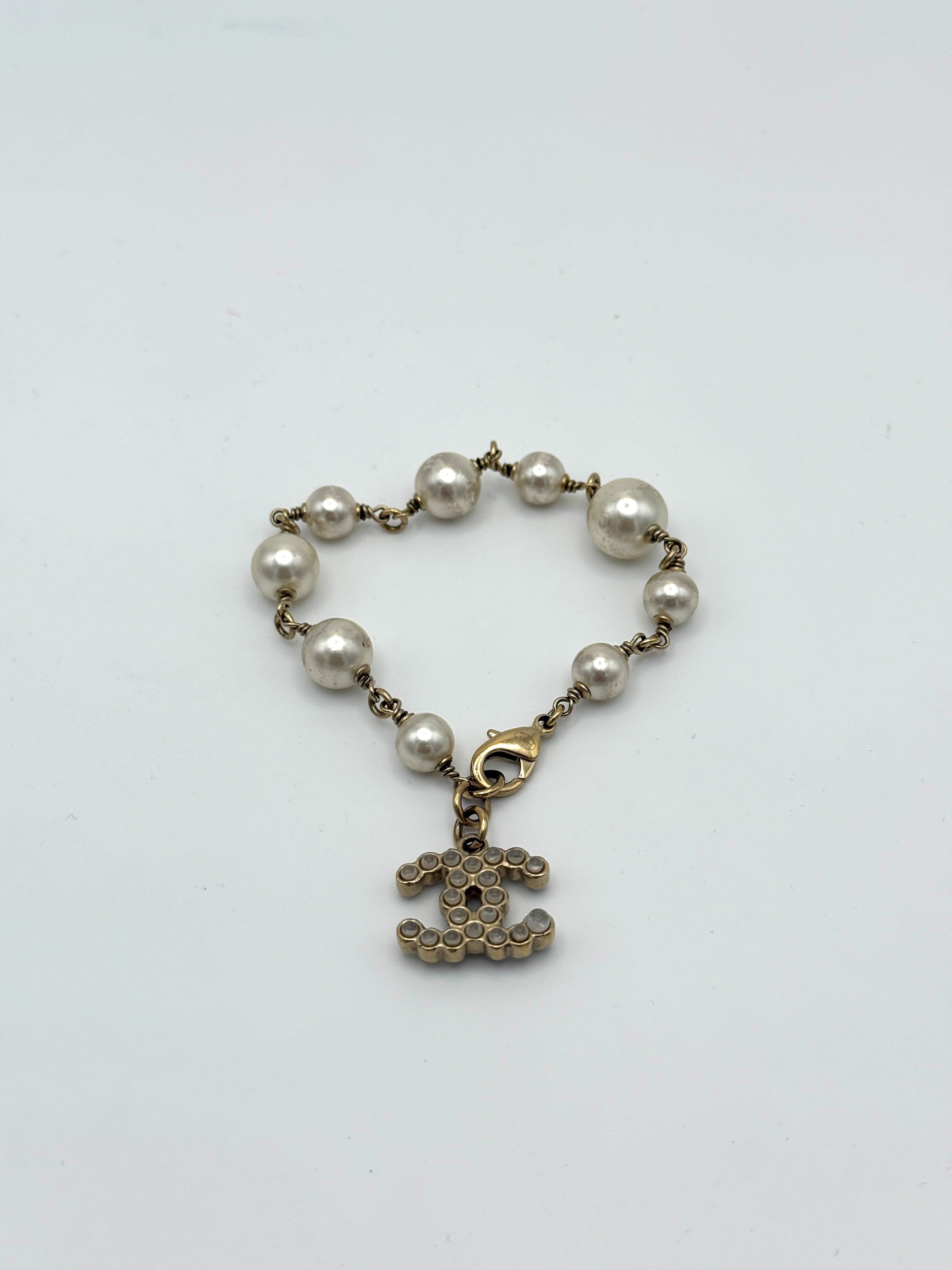 Chanel CC Pearl Bracelet