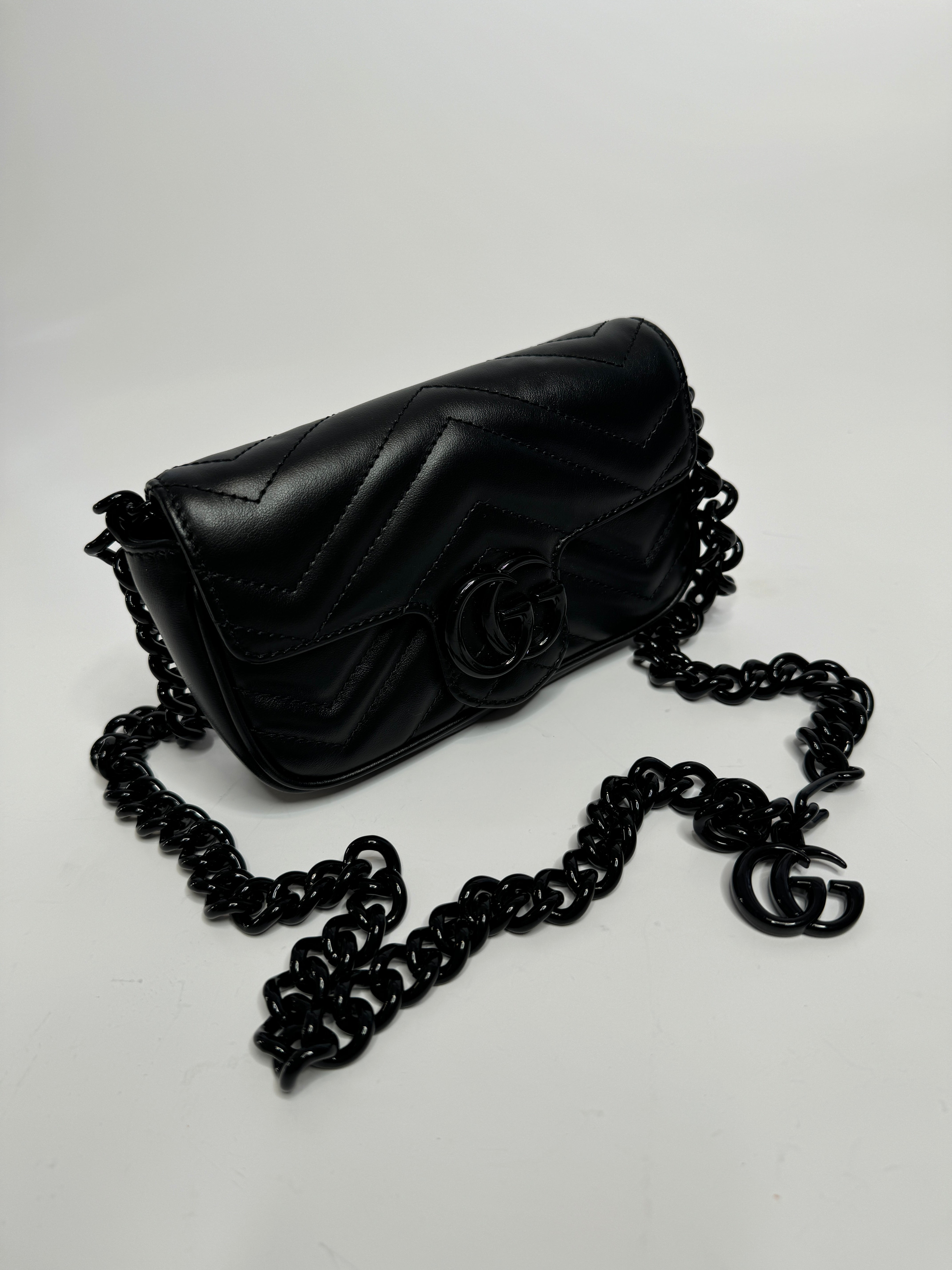 Gucci Marmont Matelassé Leather Belt Bag