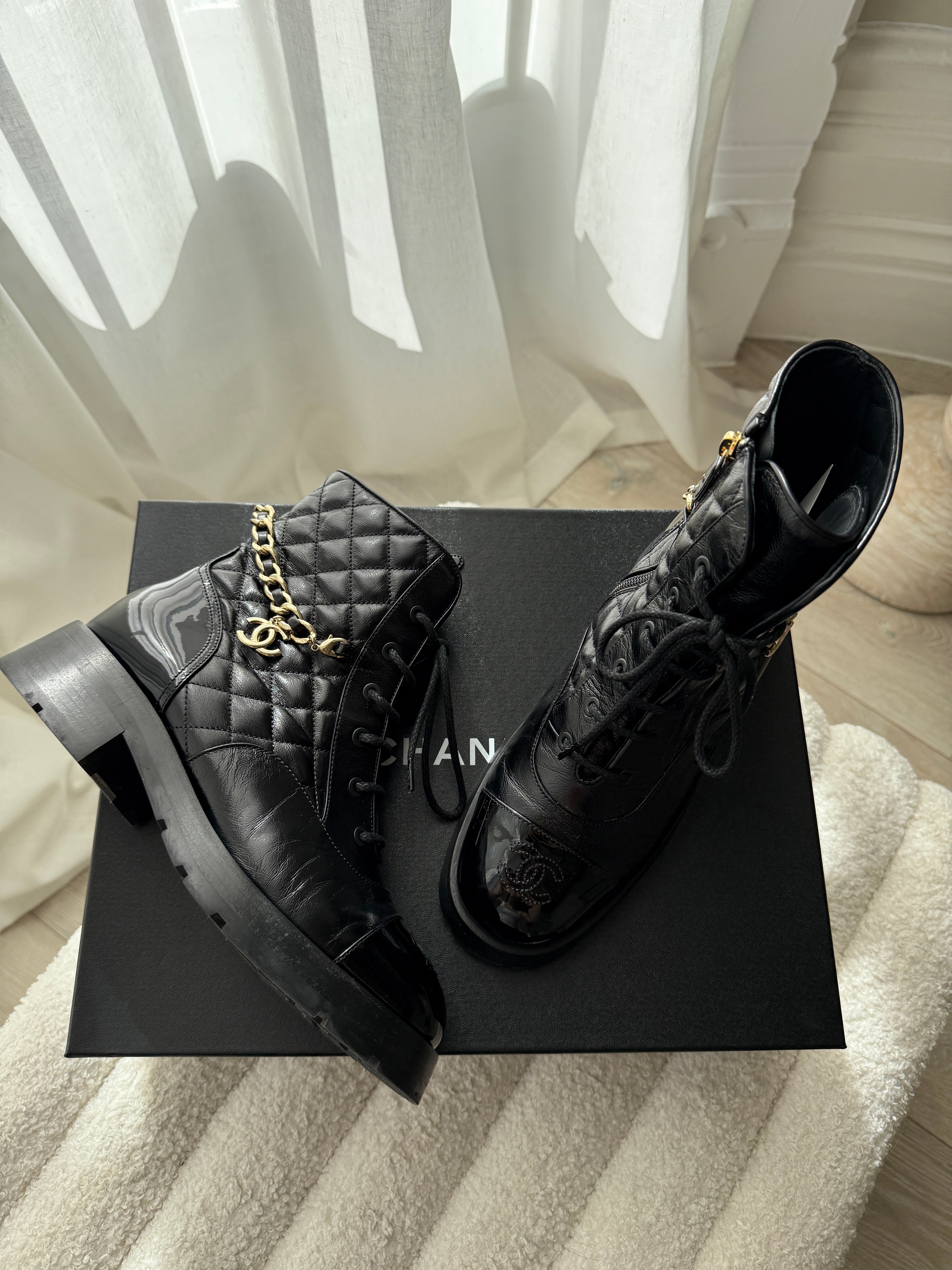 Chanel CC Boots (Size 40/UK7)