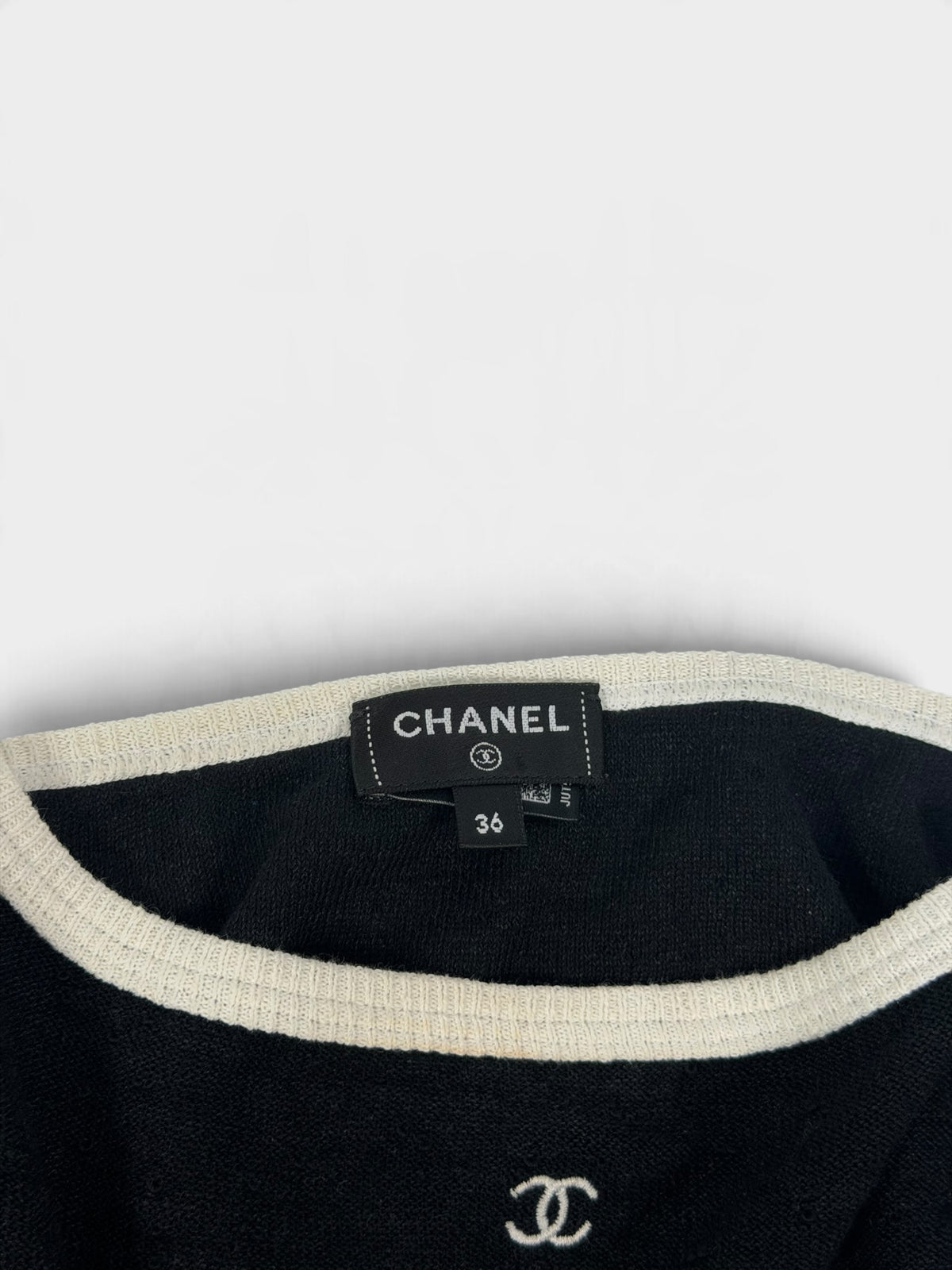 Chanel Logo Camisole In Black & White Knit (Size 36/UK8). 100% authentic and pre loved in excellent condition.