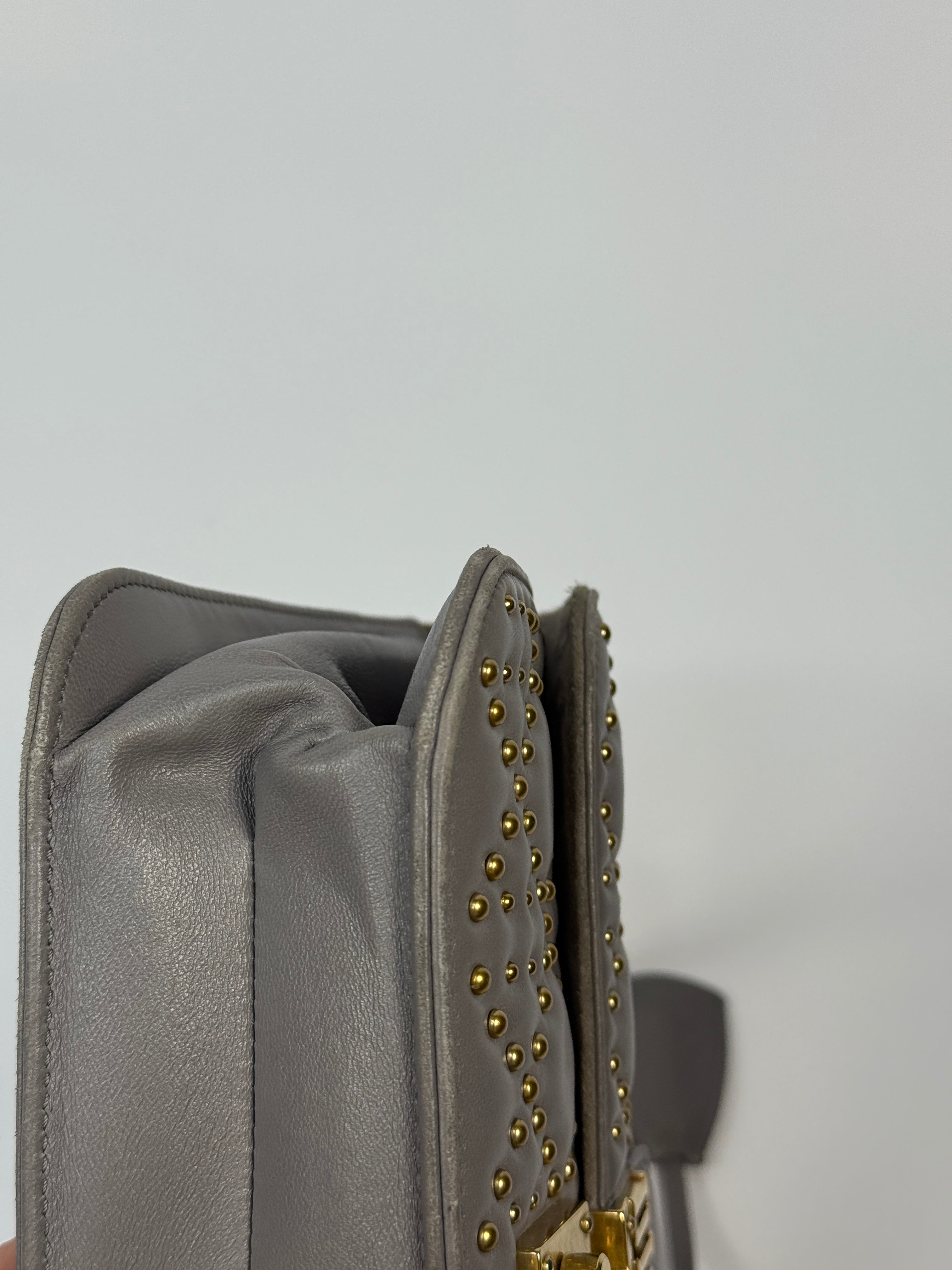 Christian Dior Lambskin Cannage Studded Dioraddict Shoulder Bag
Pre Loved & Authentic