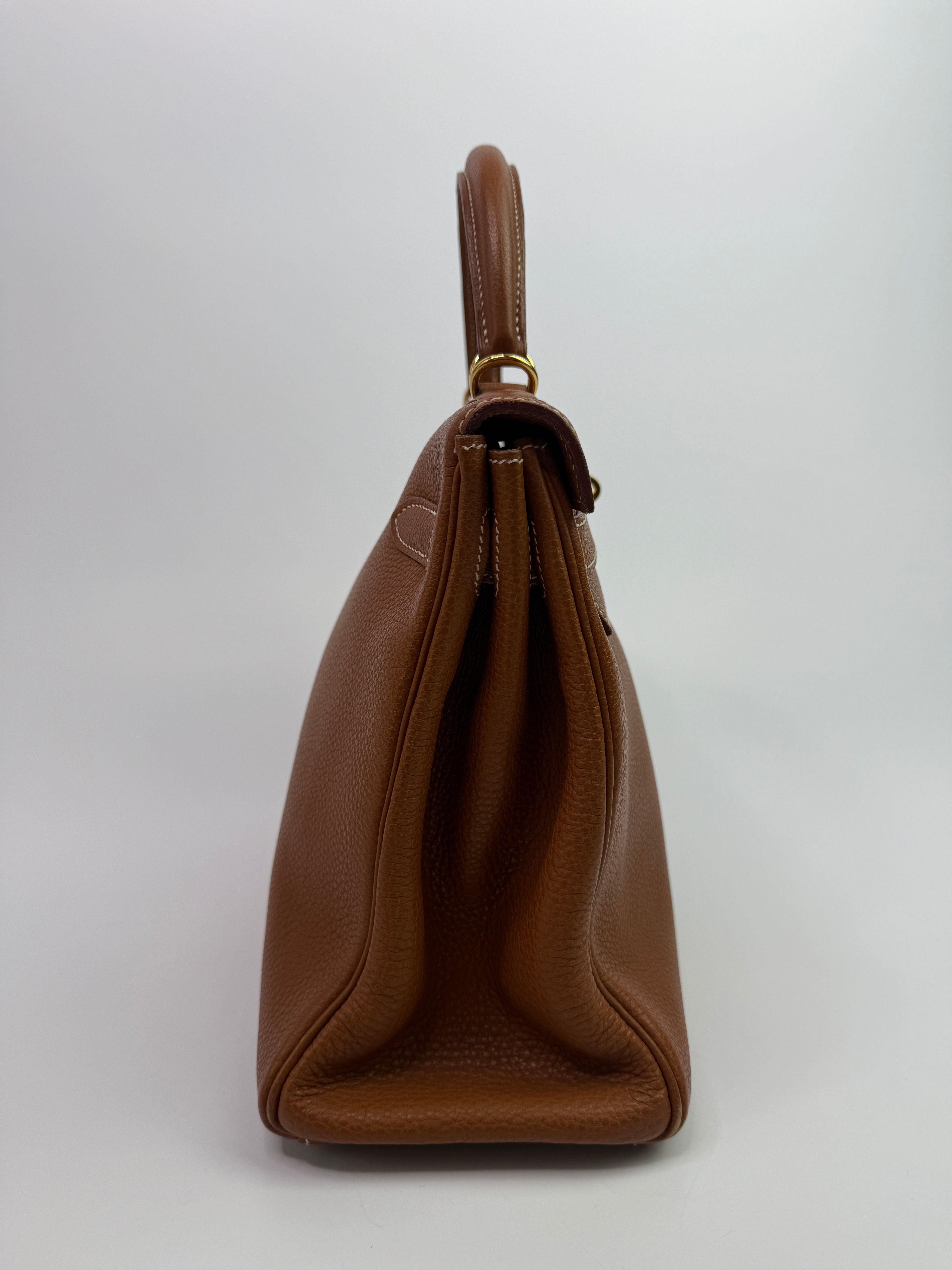 Hermès Kelly 28 In Gold Clemence Leather With GHW