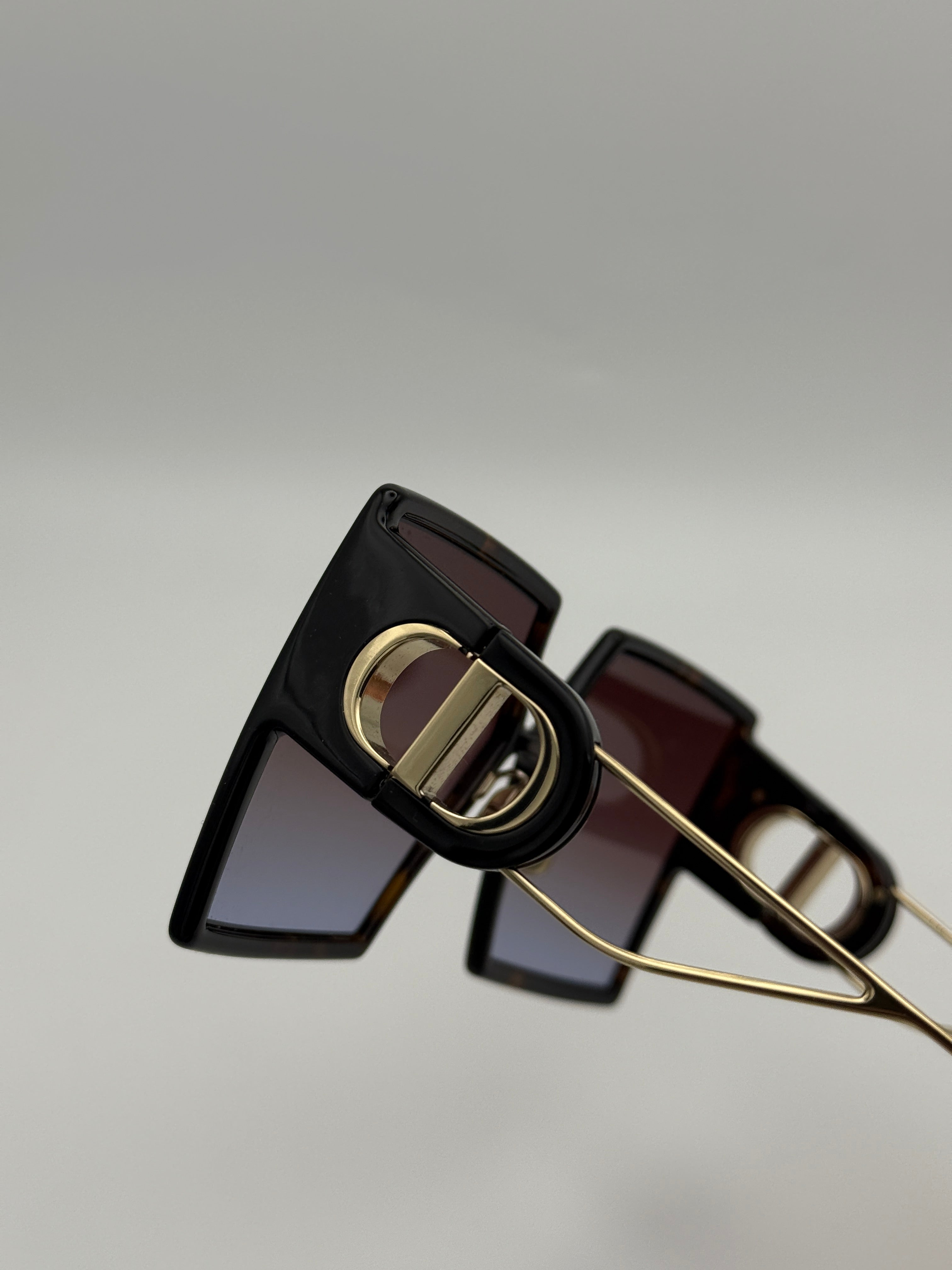 Christian Dior 30 Montaigne Sunglasses