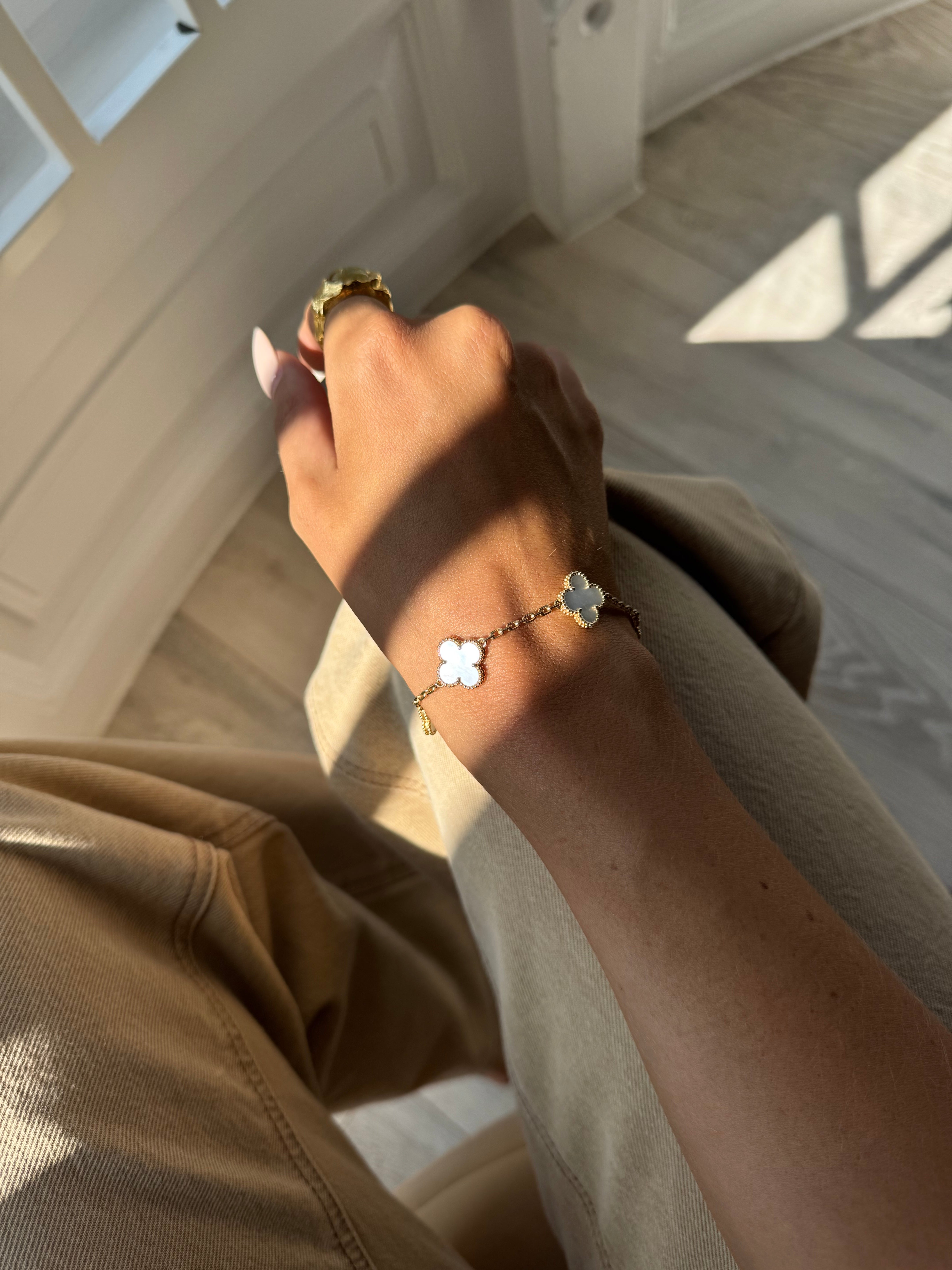 Van Cleef & Arpels Vintage Alhambra Bracelet, 5 Motifs Mother Of Pearl