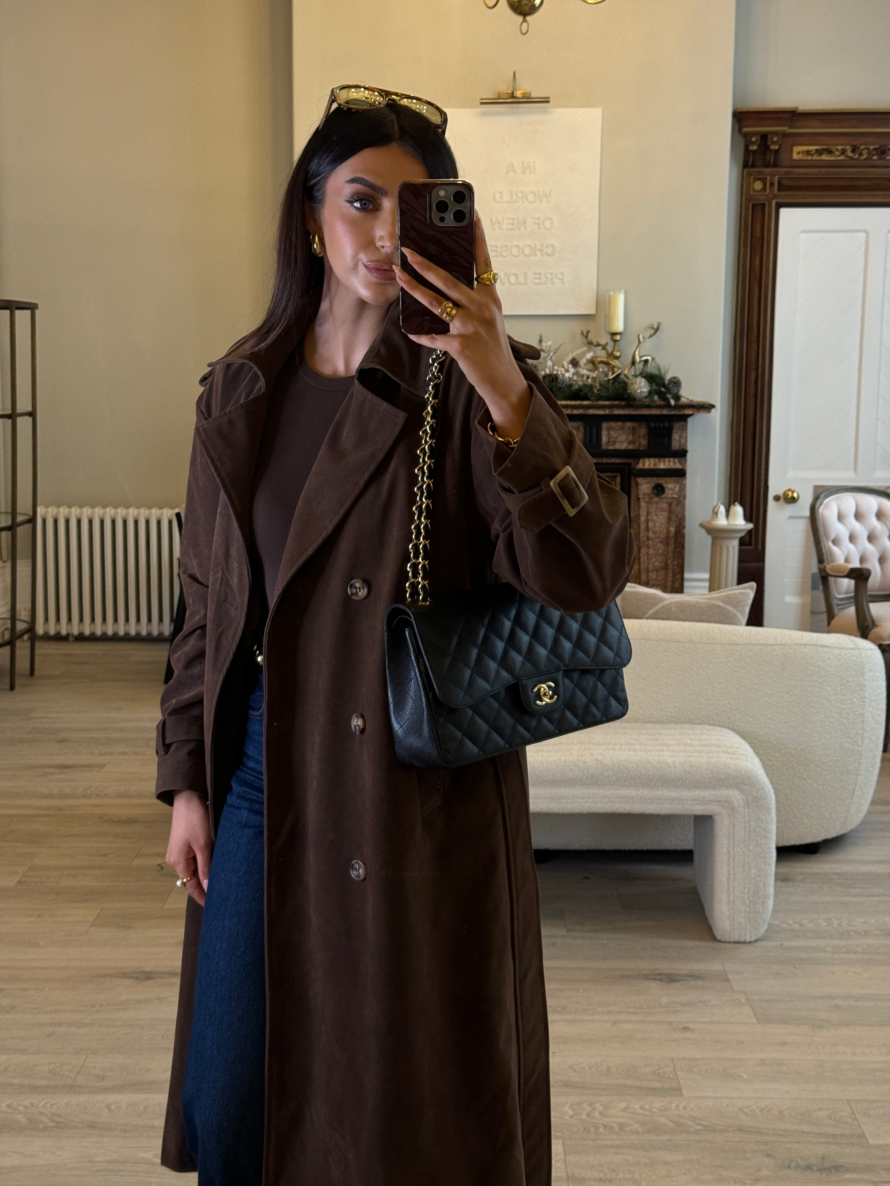 Chanel Jumbo Classic Double Flap In Black Caviar Gold Hardware
Pre Loved & Authentic