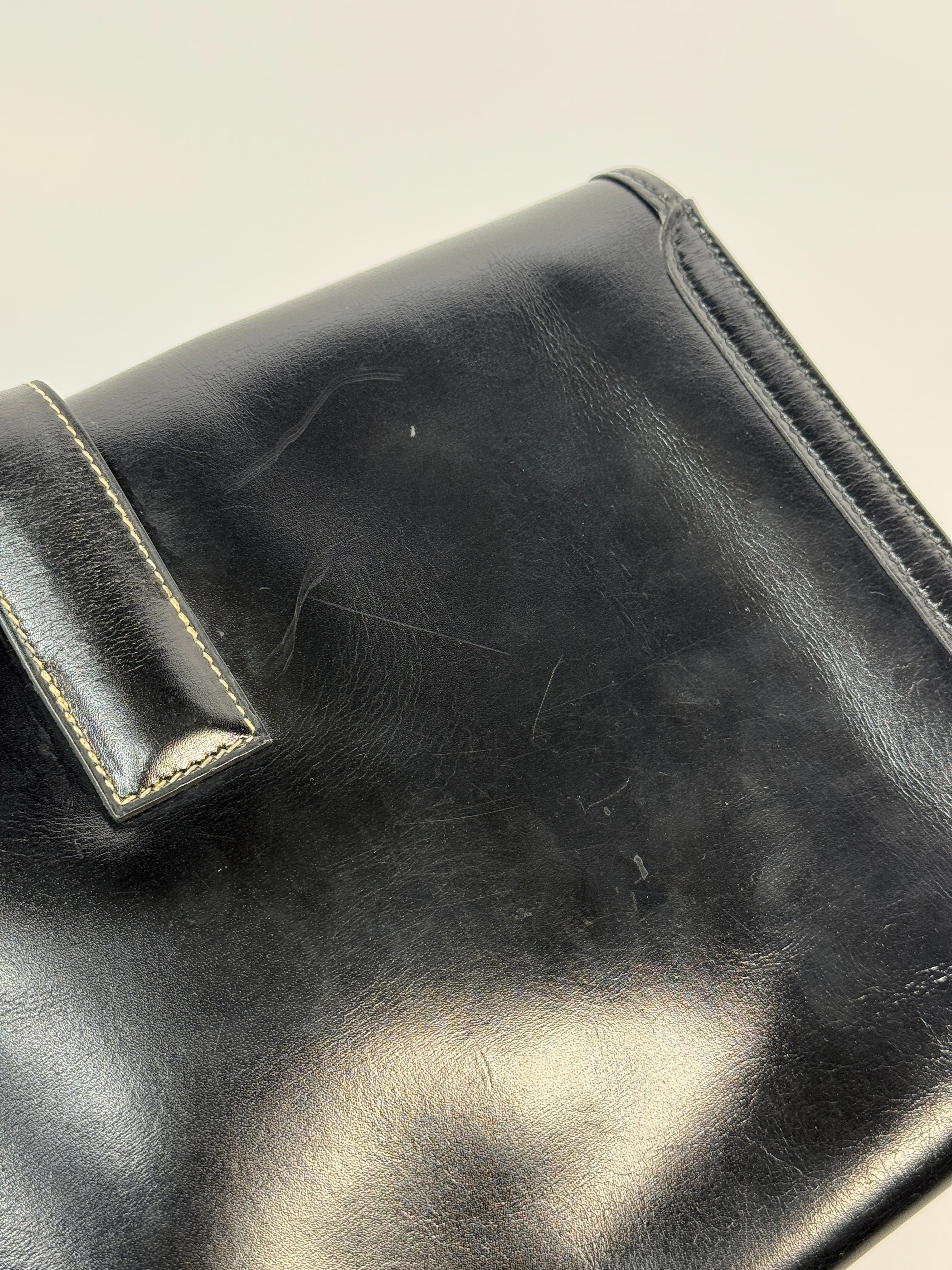 Authentic Pre Loved Hermès Jige Clutch Very Good Condition