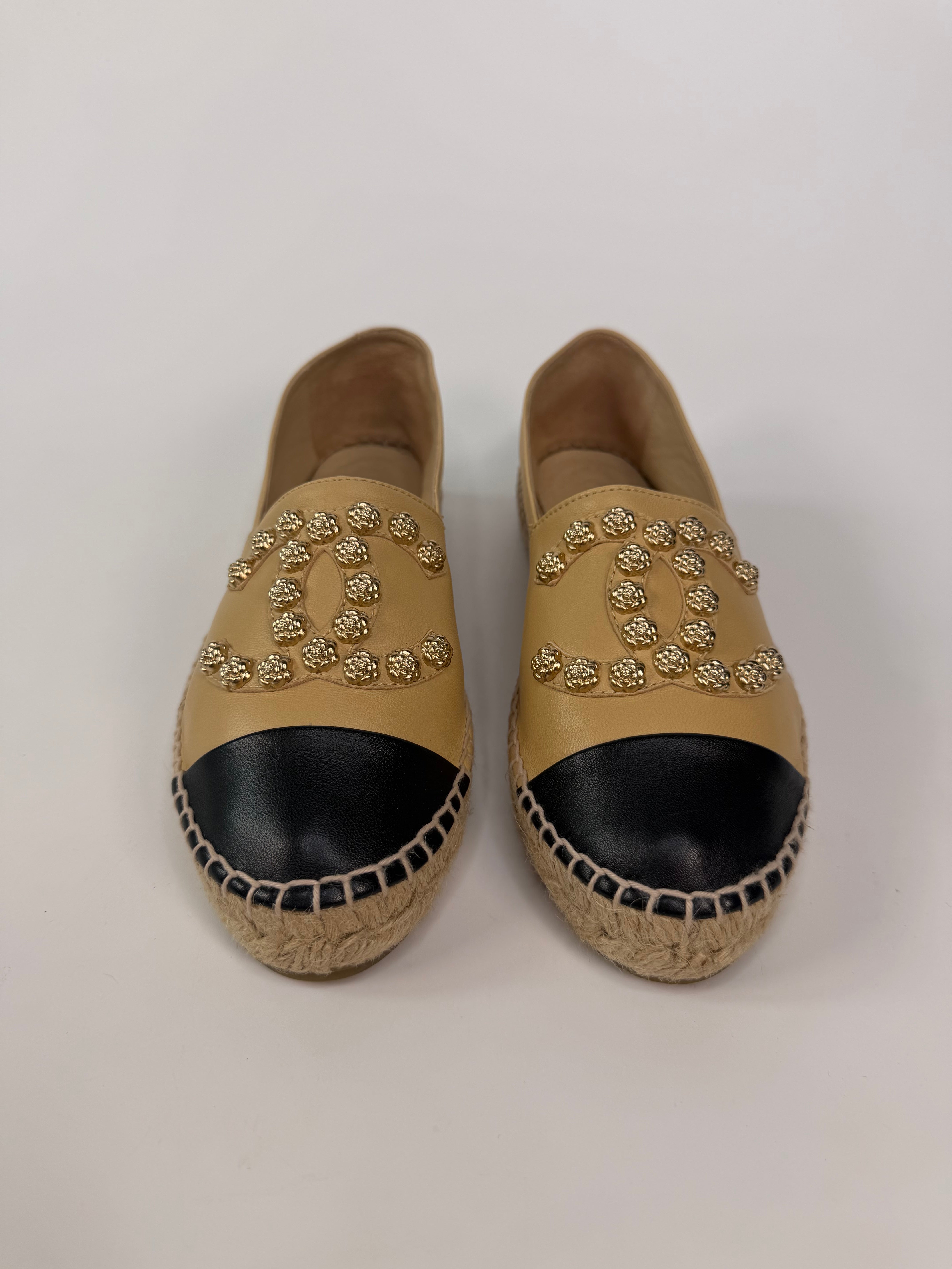 Chanel Gold Beaded CC Espadrilles In Beige & Black Lambskin (Size 37/UK4). 100% authentic and preloved in excellent condition