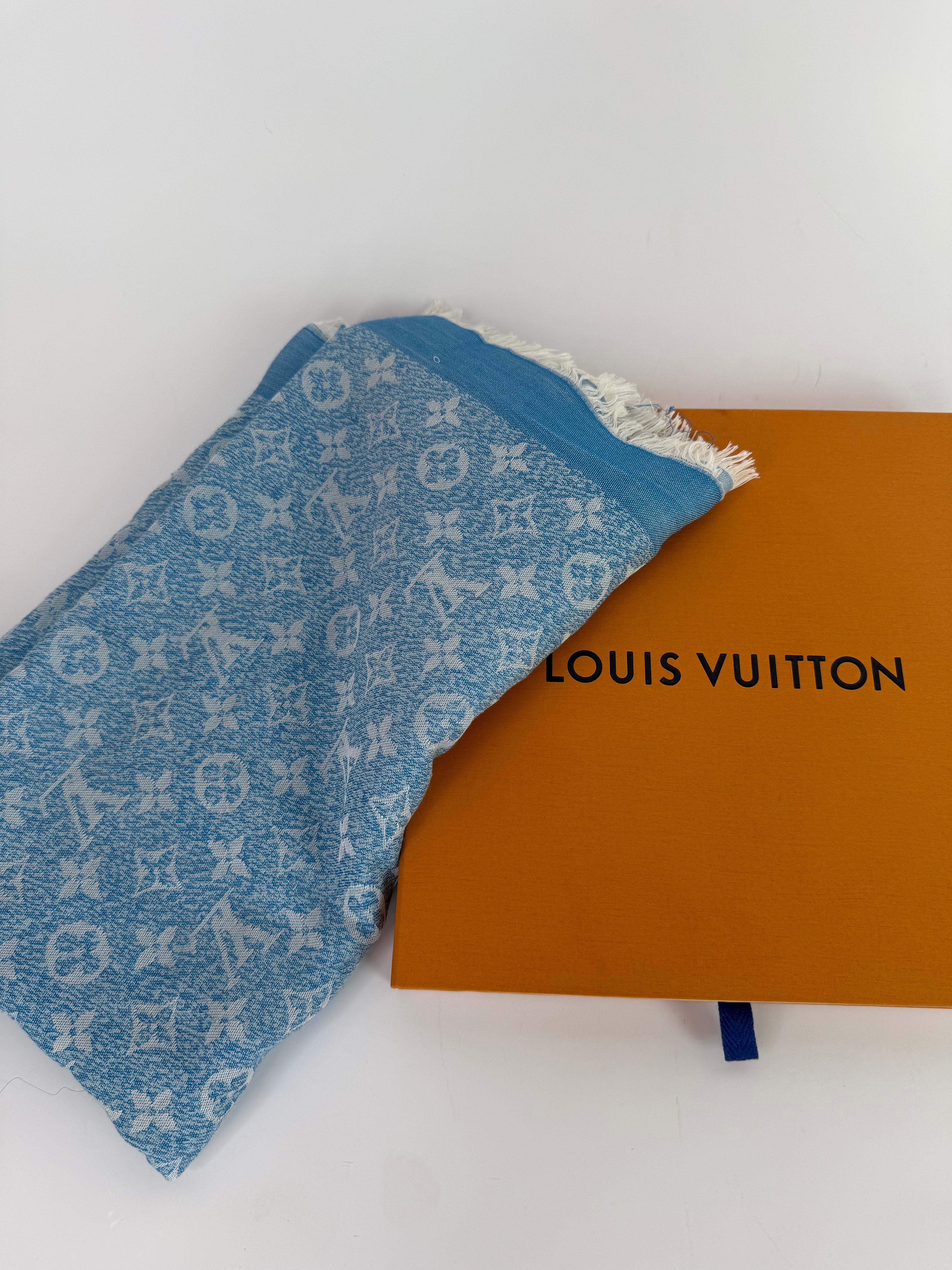 Louis Vuitton LV Remix Shawl
