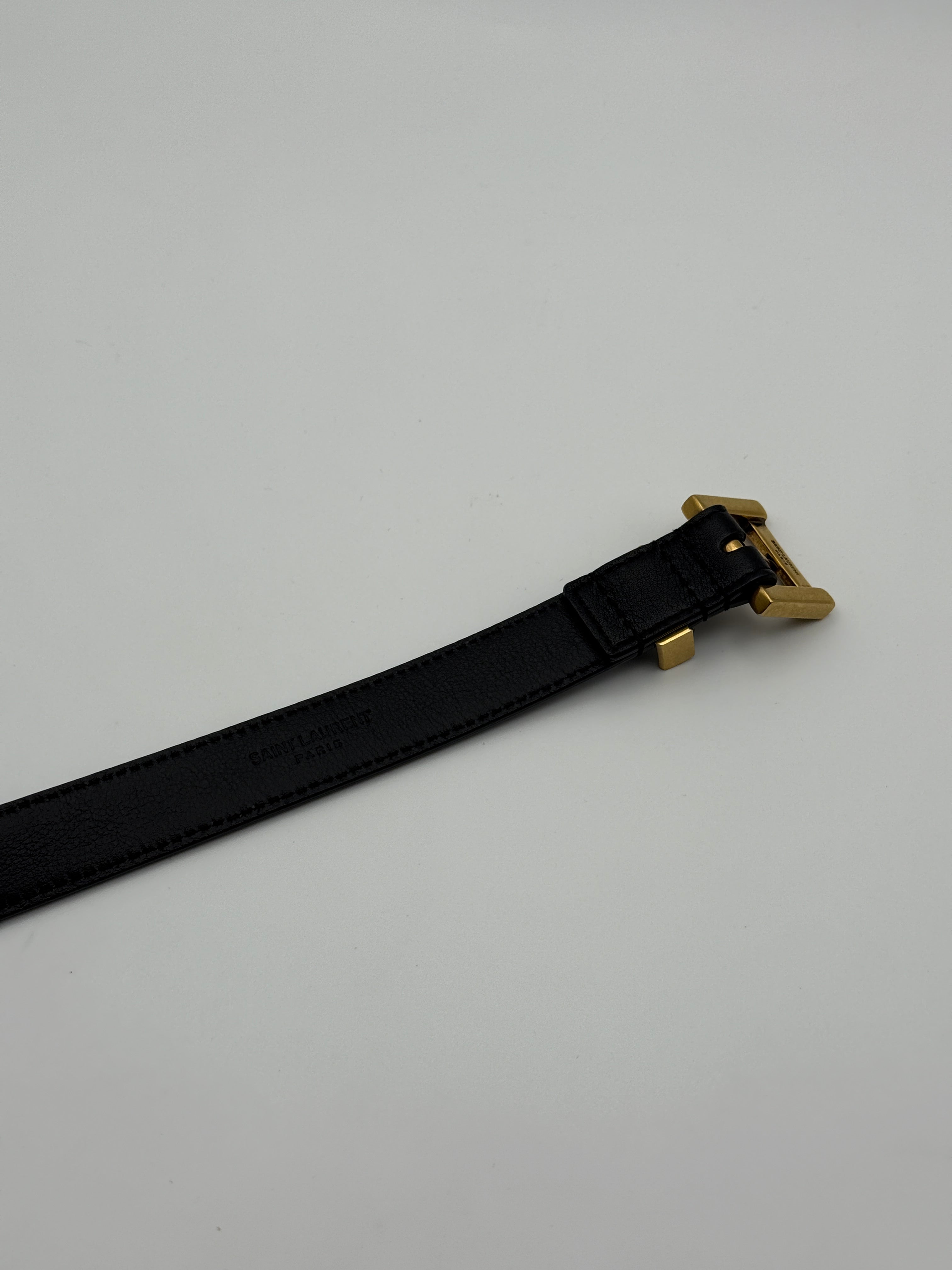 Saint Laurent Cassandre Thin Belt (Size 70)