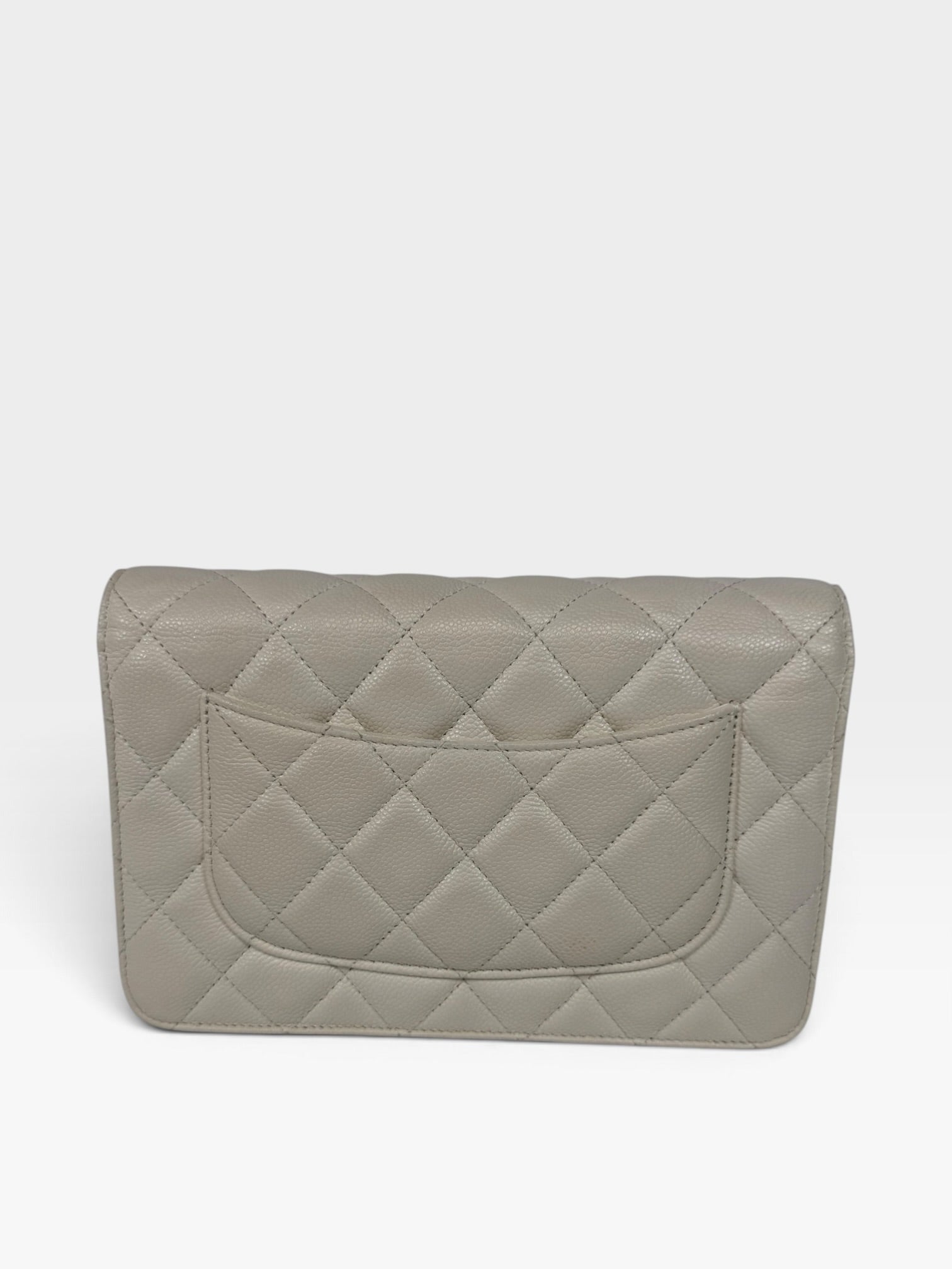 Chanel Wallet On Chain In White Caviar Leather With Gold Hardware. 100% authentic and preloved in excellent condition.