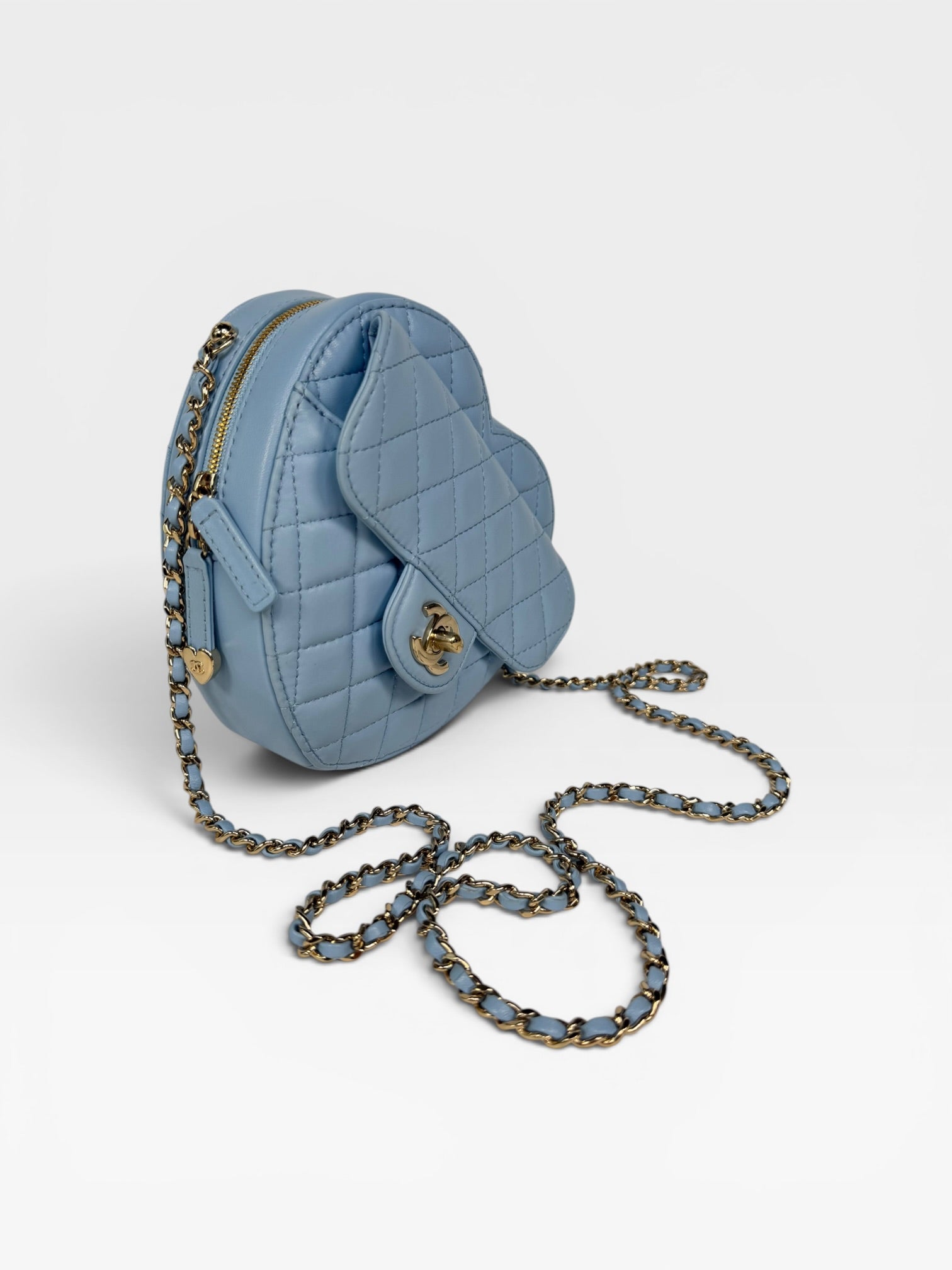 Chanel Heart Bag Large In Blue Lambskin Leather With Pale Gold Hardware. 100% authentic and preloved in excellent condition