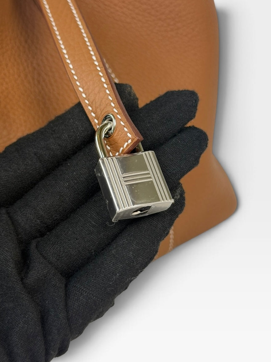 Hermès Picotin 18 In Gold Clemence Leather With Palladium Hardware