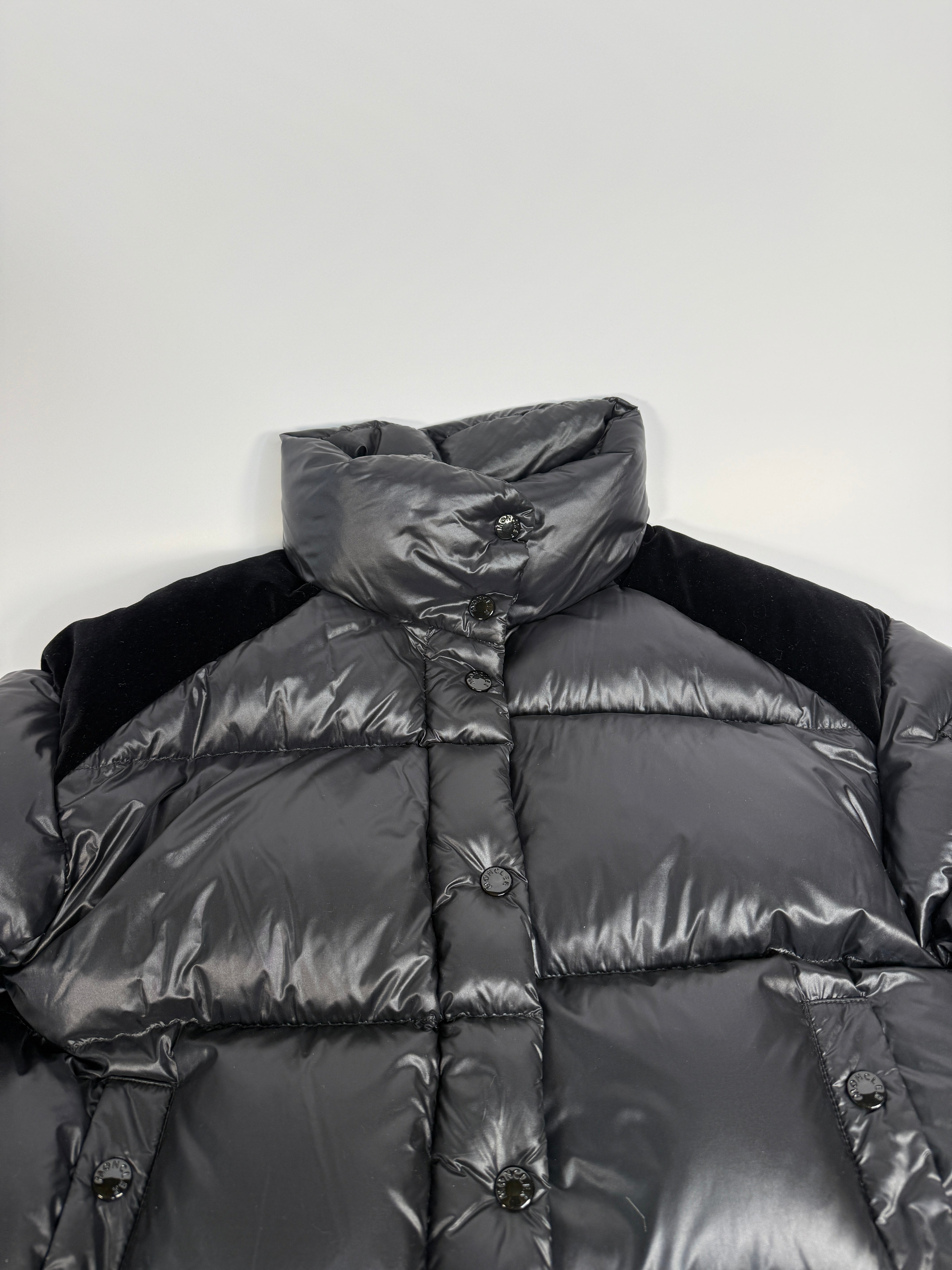 Moncler Nyon Long Down Jacket (TG1/UK10)