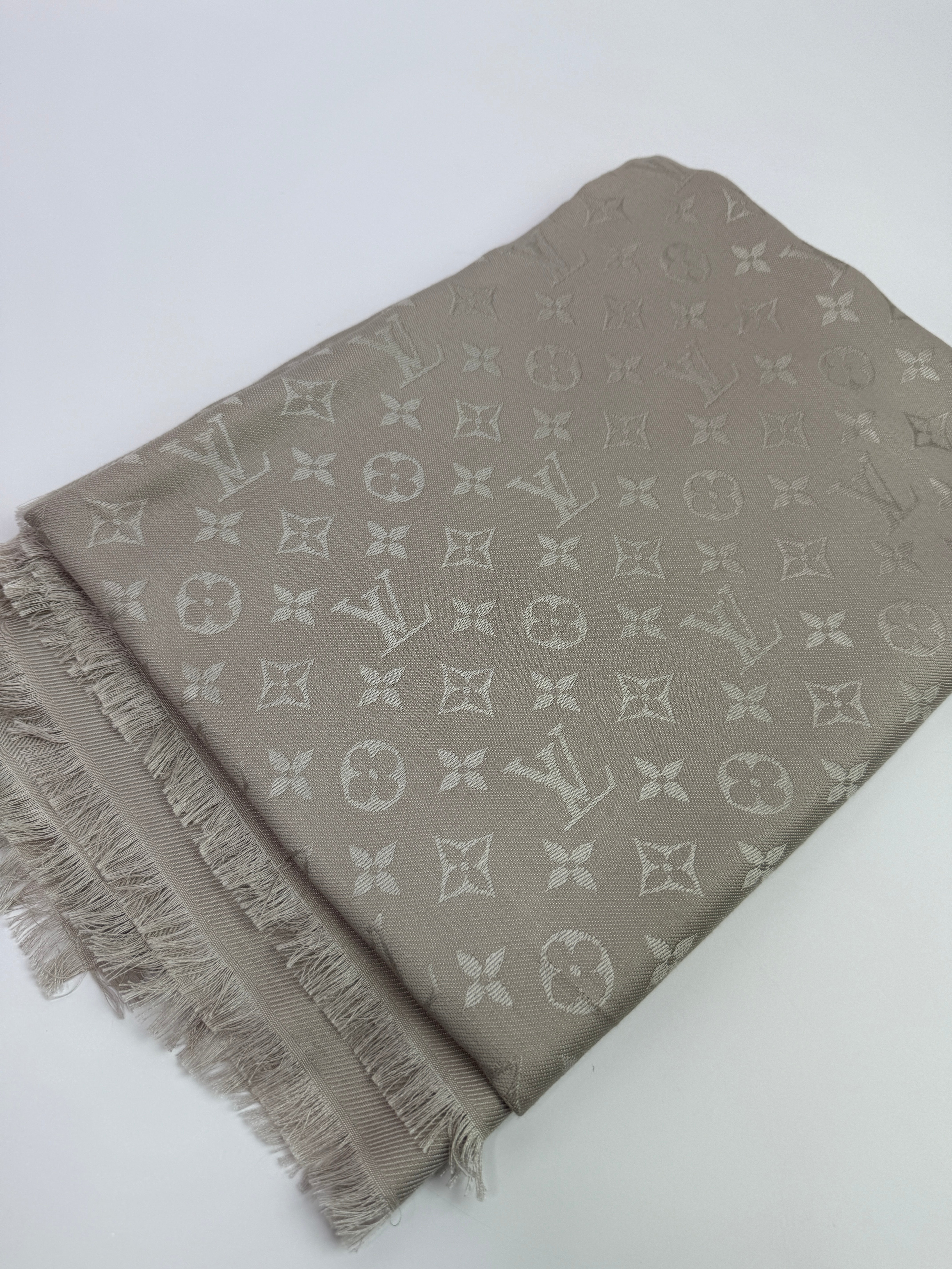 Louis Vuitton Monogram Shine Shawl