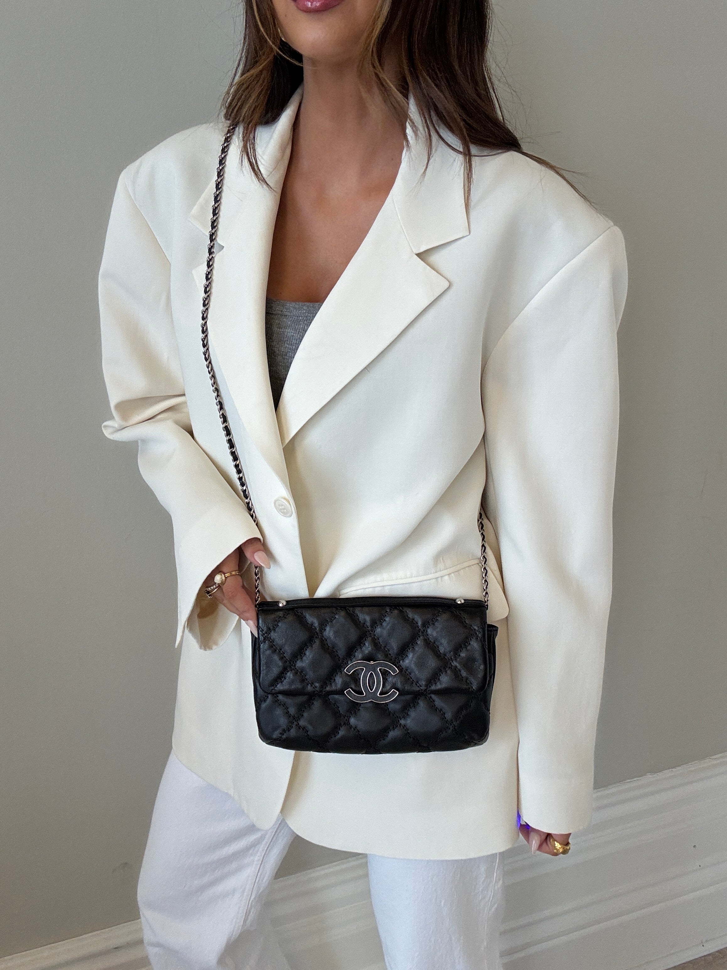 Chanel CC Ultimate Stitch Quilted Flap Bag
Pre Loved & Authentic