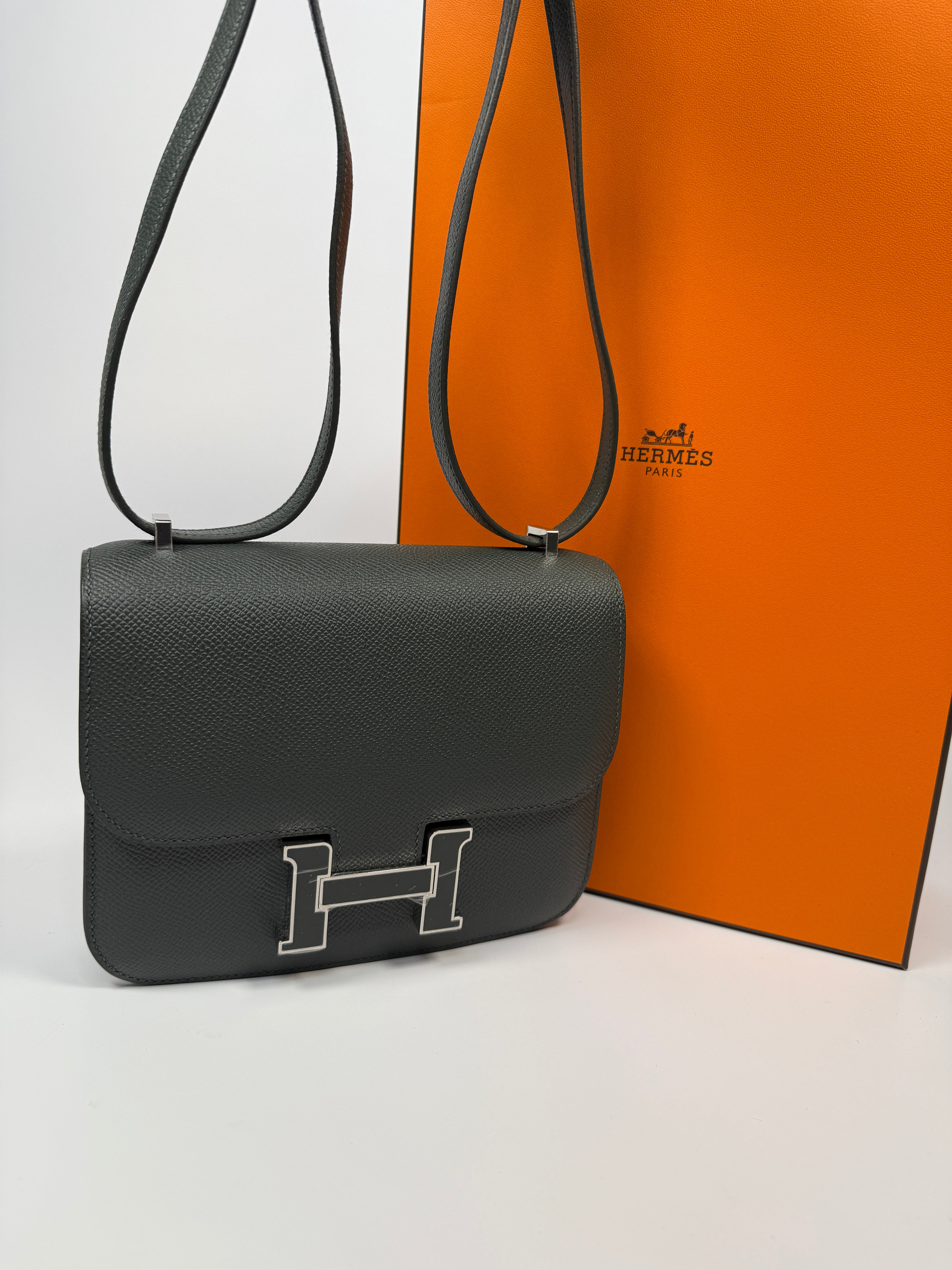 Hermès Constance 18 In Vert Mangrove Epsom Leather With Lacquered Hardware new condition authentic and preloved