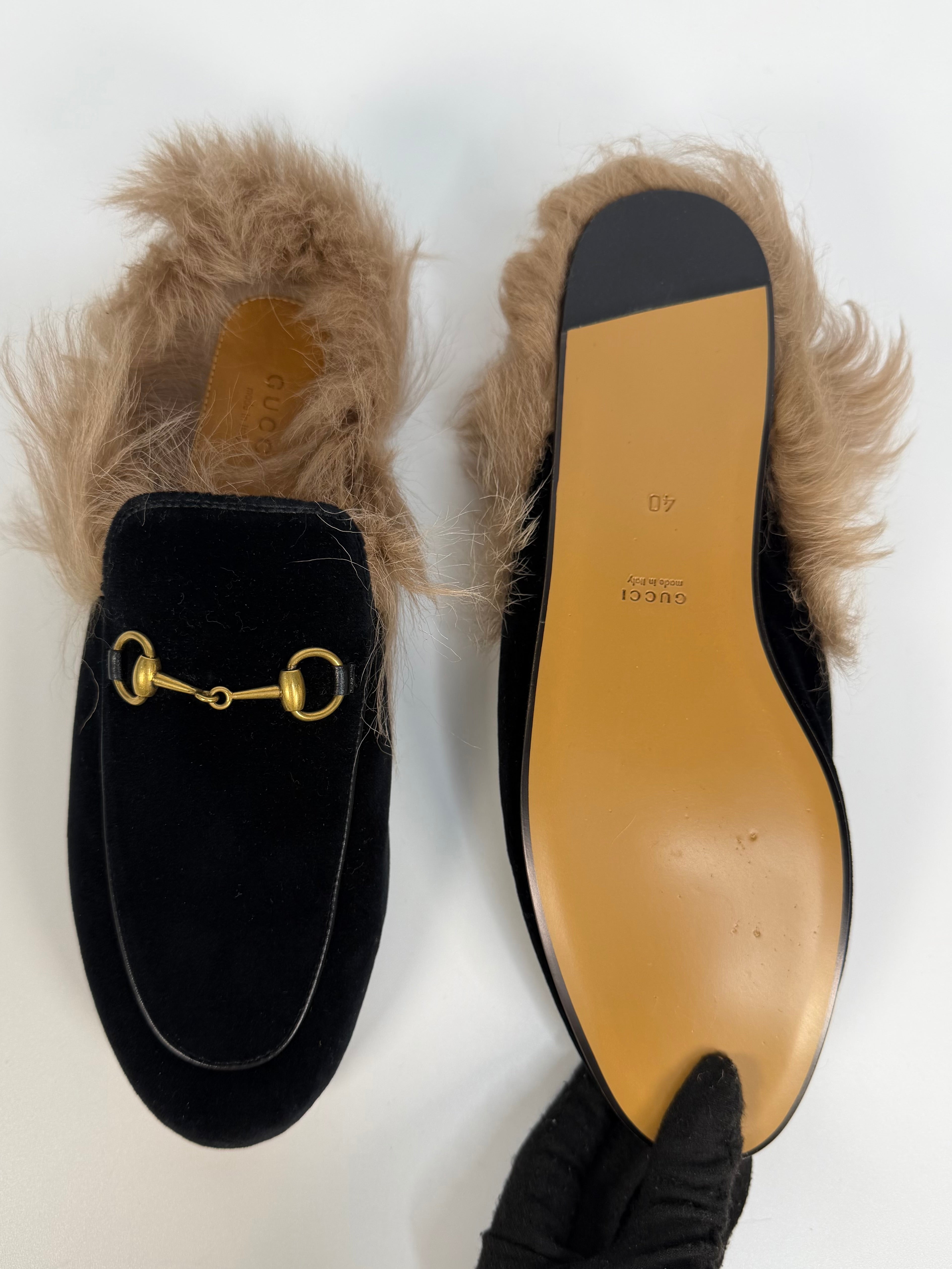 Gucci Princetown Mules In Black Velvet / Fur (Size 40 /UK 7). authentic and preloved in new/unused condition.