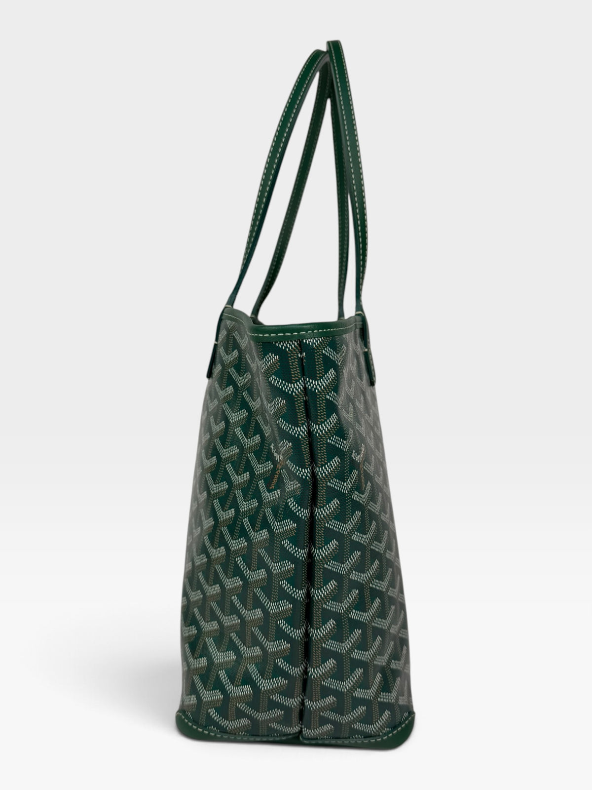 Goyard Artois PM Bag In Green Monogram. 100% authentic and preloved in excellent condition