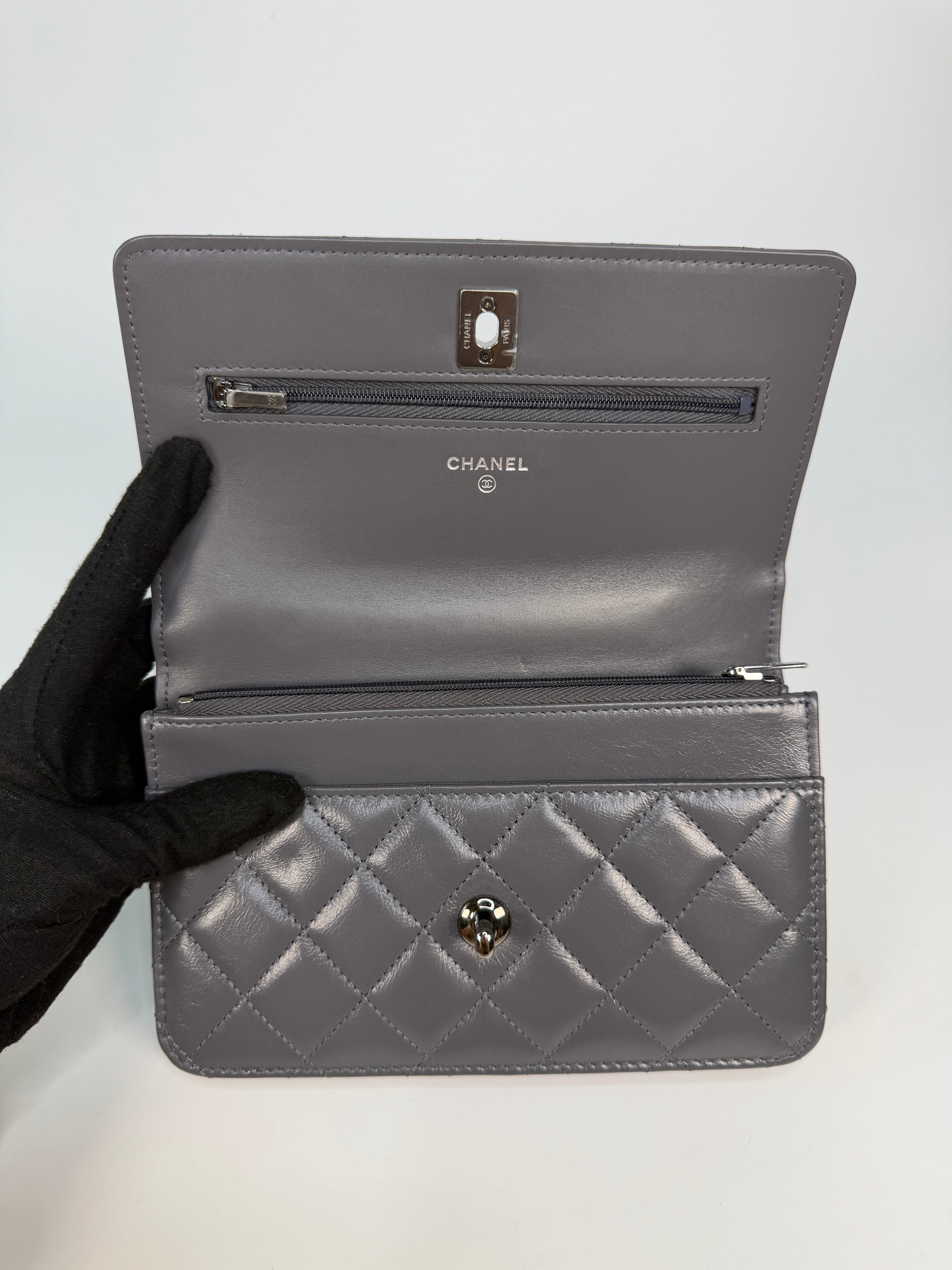 Chanel Wallet On Chain Top Handle In Grey Lambskin With Ruthenium Hardware. Authentic and preloved in excellent condition. 100% guarantee