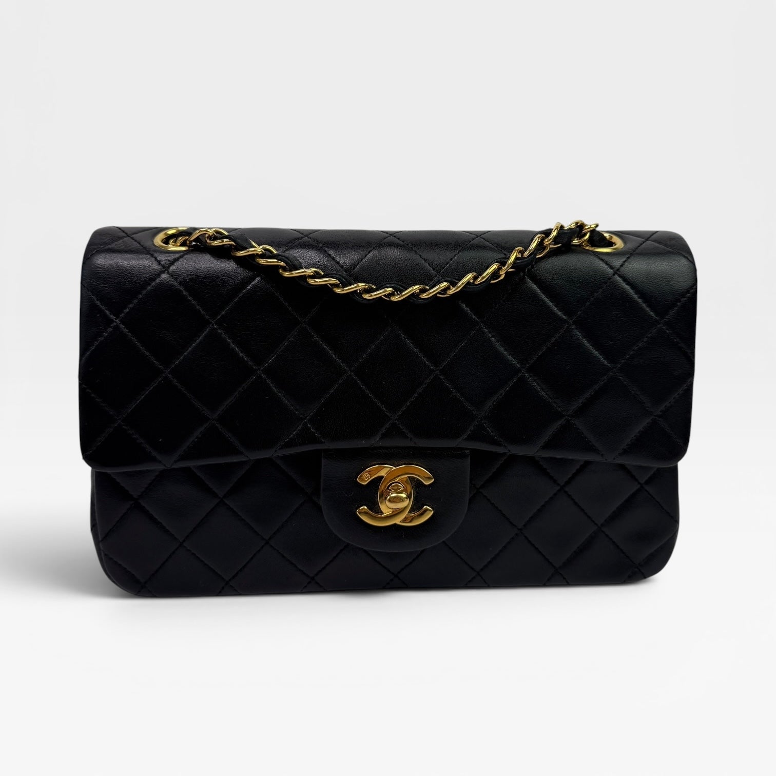 Chanel Vintage Small Classic Double Flap GHW