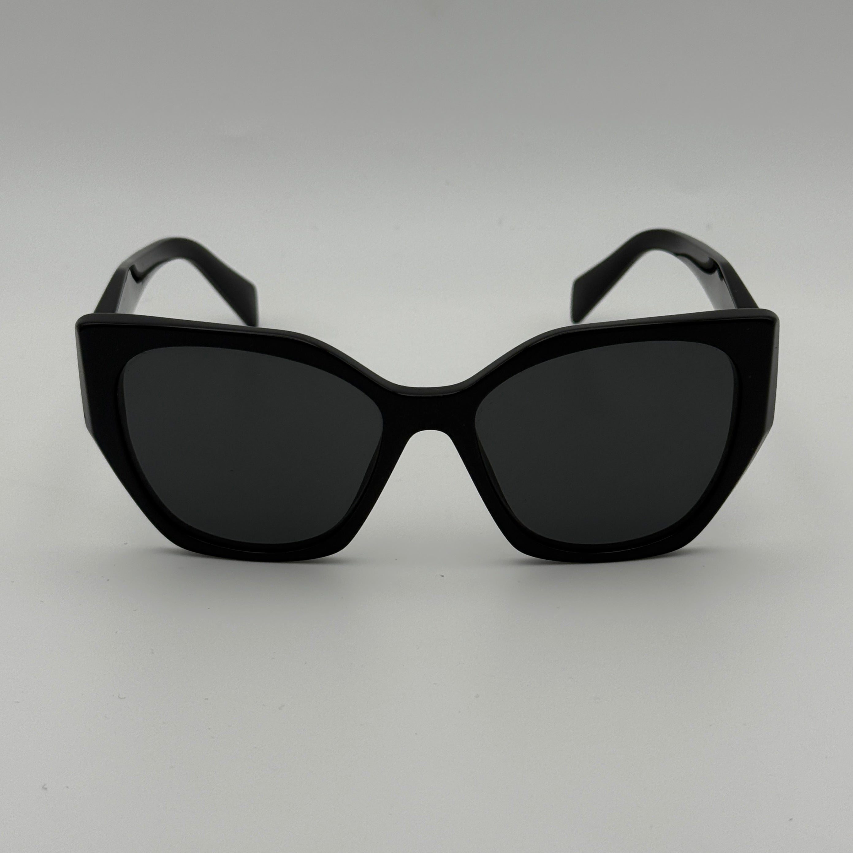 Prada SPR 19Z sunglasses Authentic and preloved. Excellent condition. 100% Authenticity guarantee
