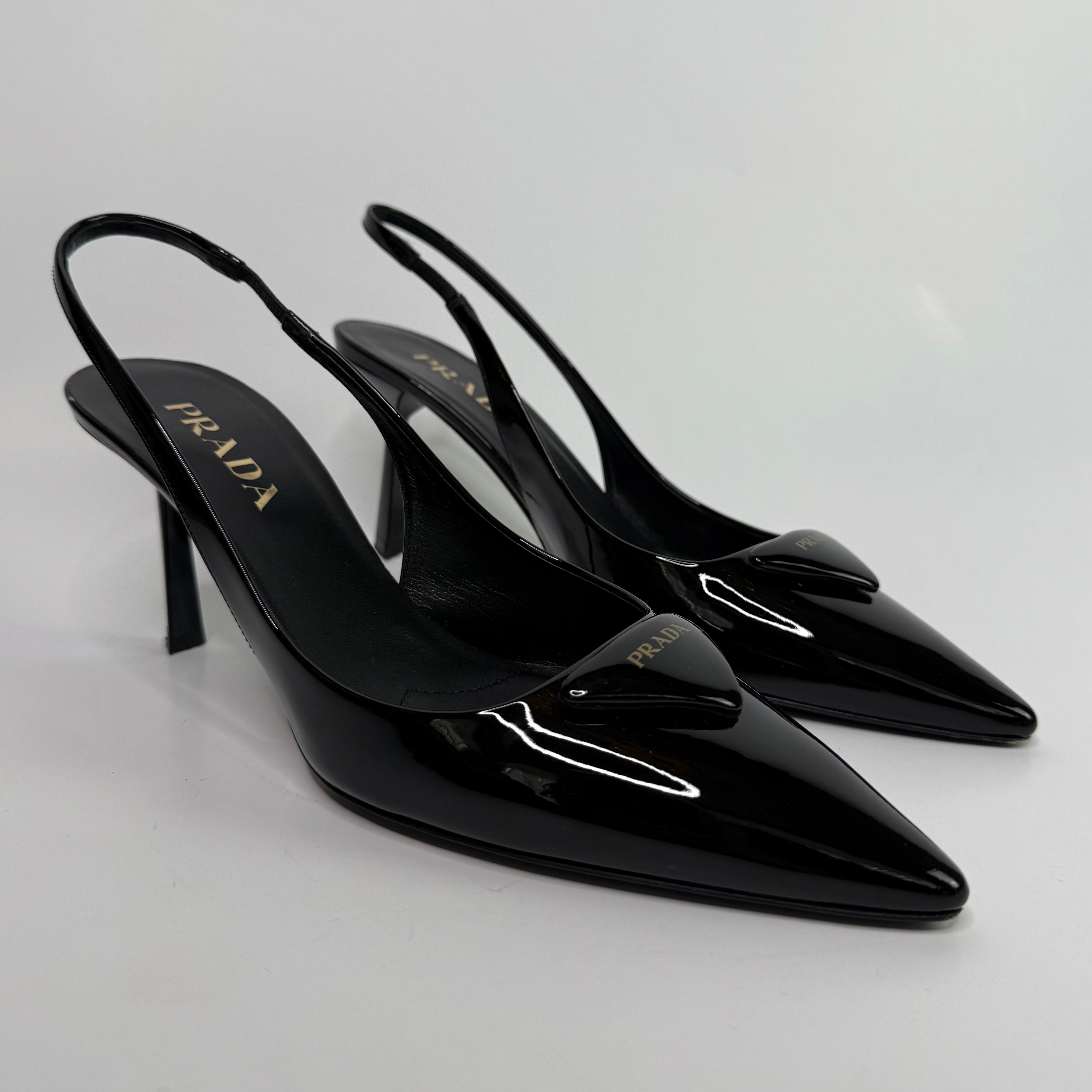 Prada Brushed Leather Slingback Pumps(Size 40/UK7)