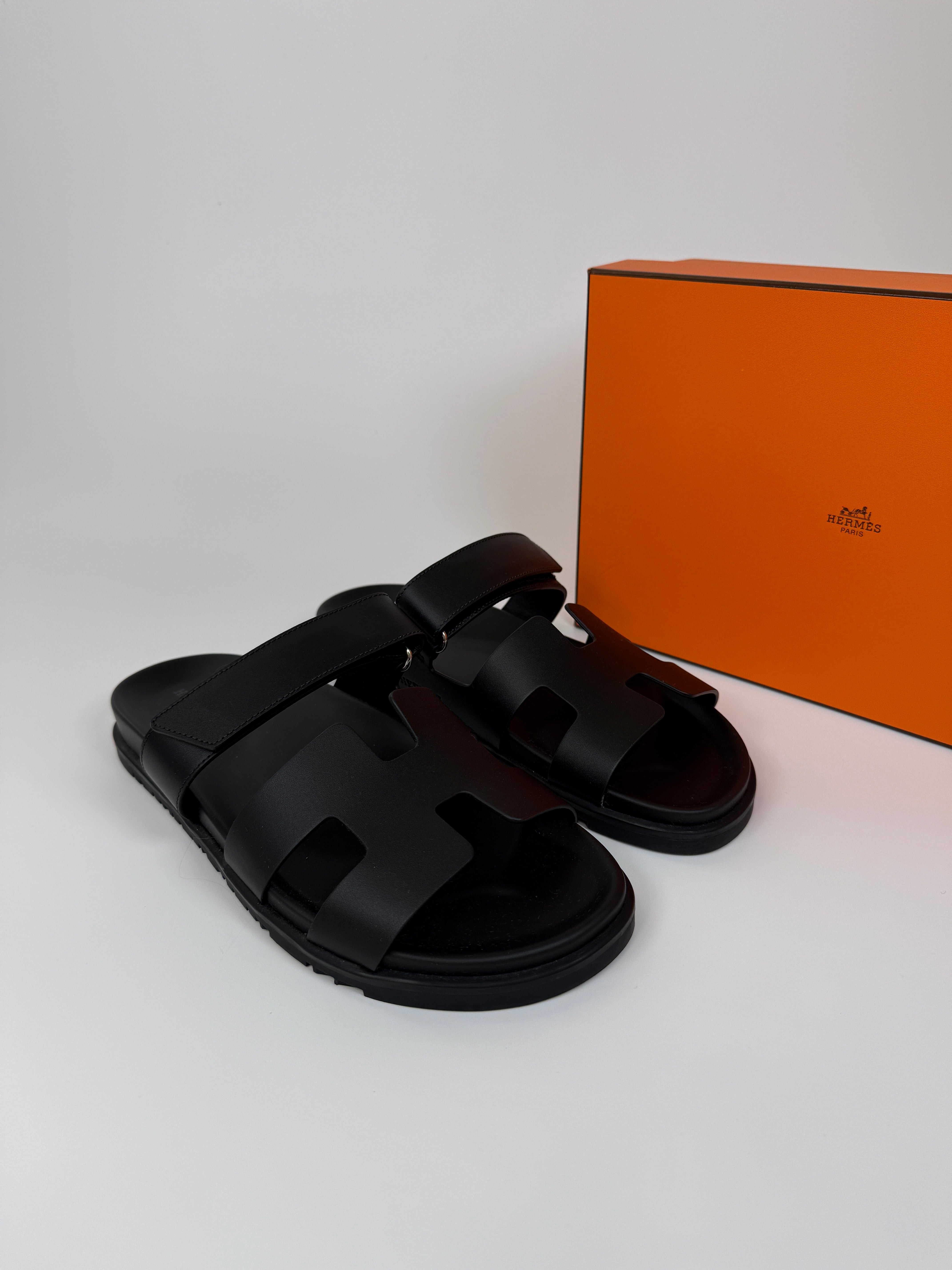 Authentic and Preloved Hermès Chypre Sandals (size 41.5/UK8.5) In Excellent condition. 100% Authenticity Guarantee