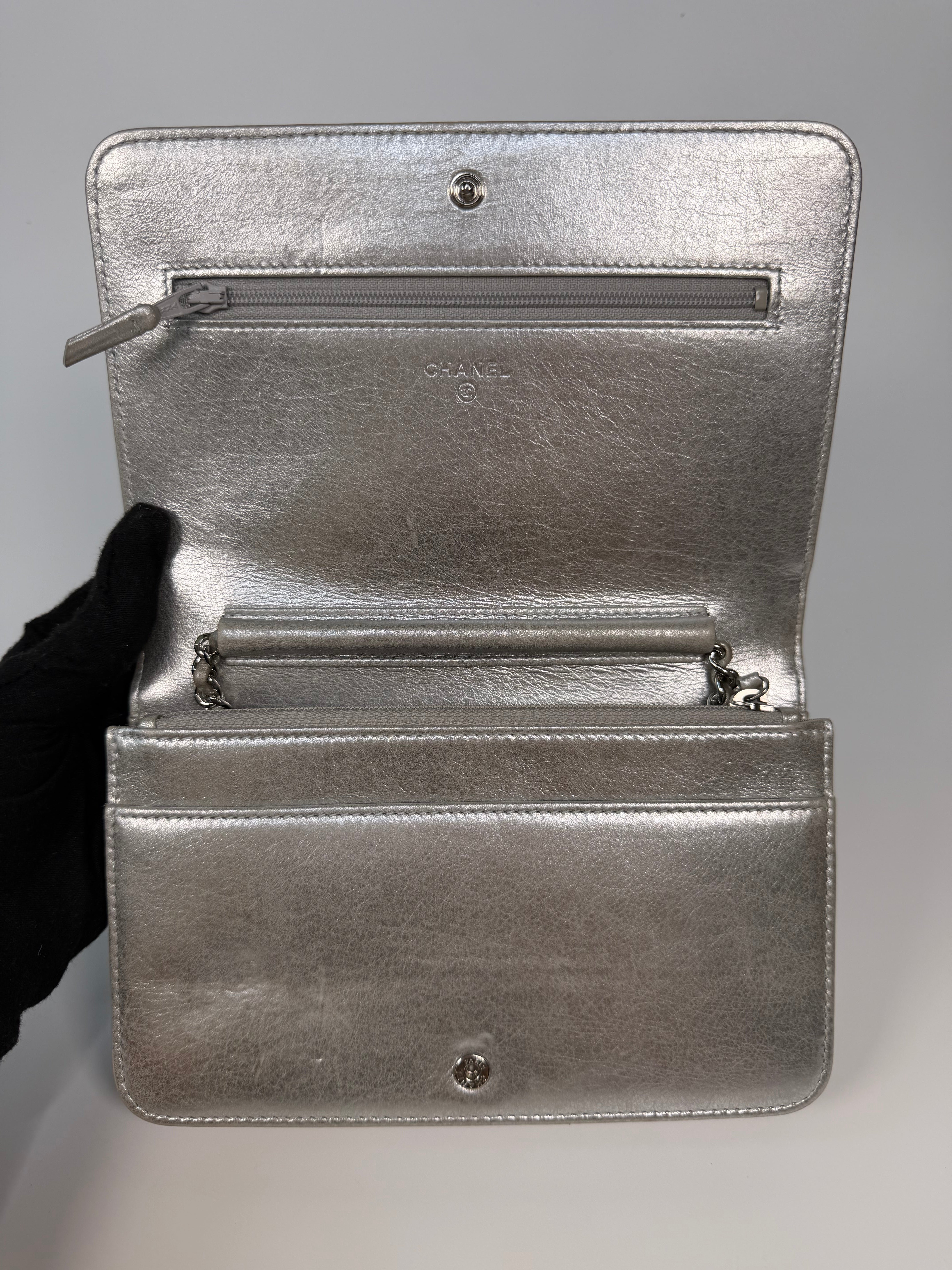 Chanel Filigree Limited Edition Wallet On Chain In Silver With Silver Hardware