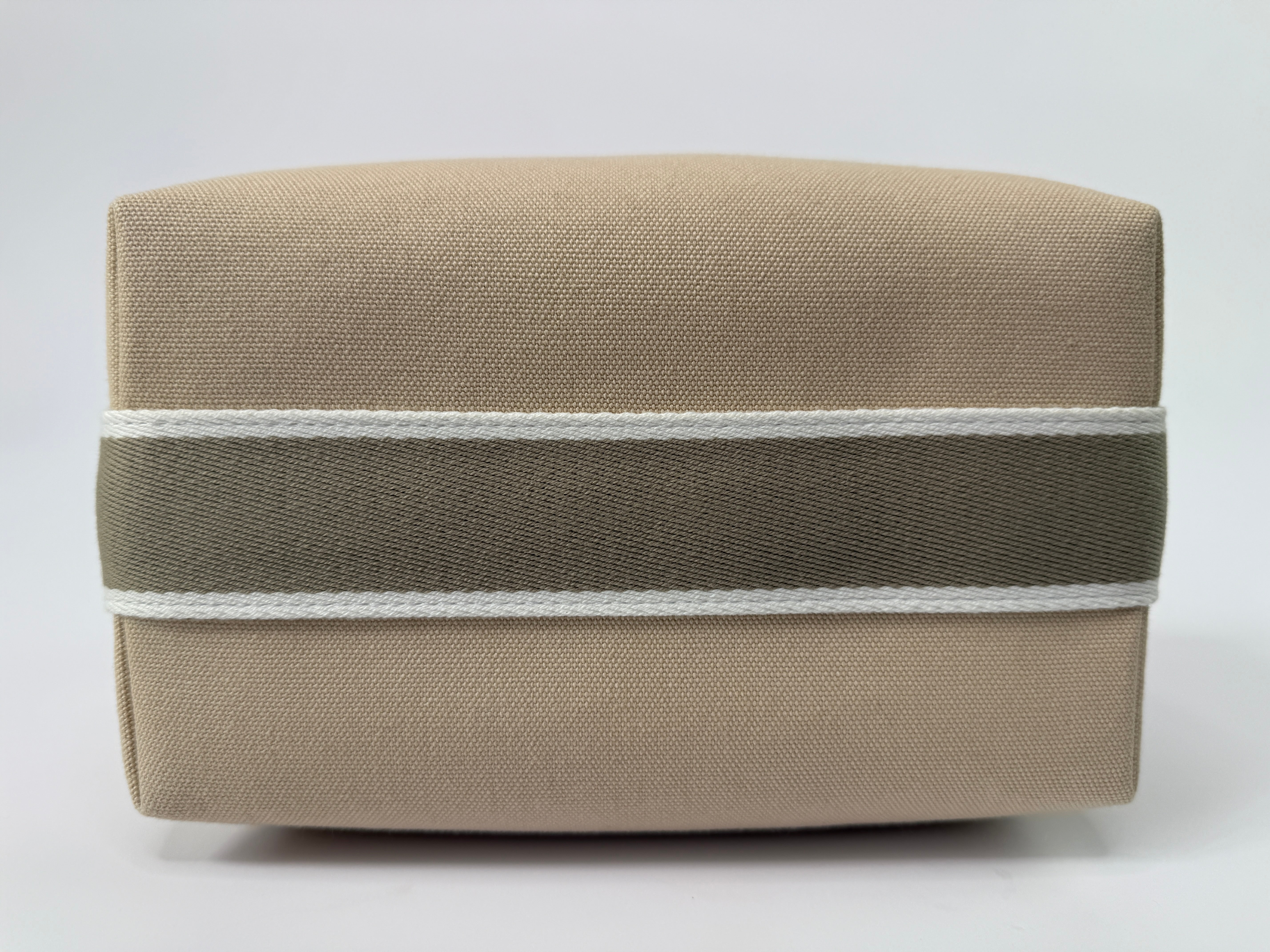 Authentic pre-loved Hermès Bride A Brac PM In Craie