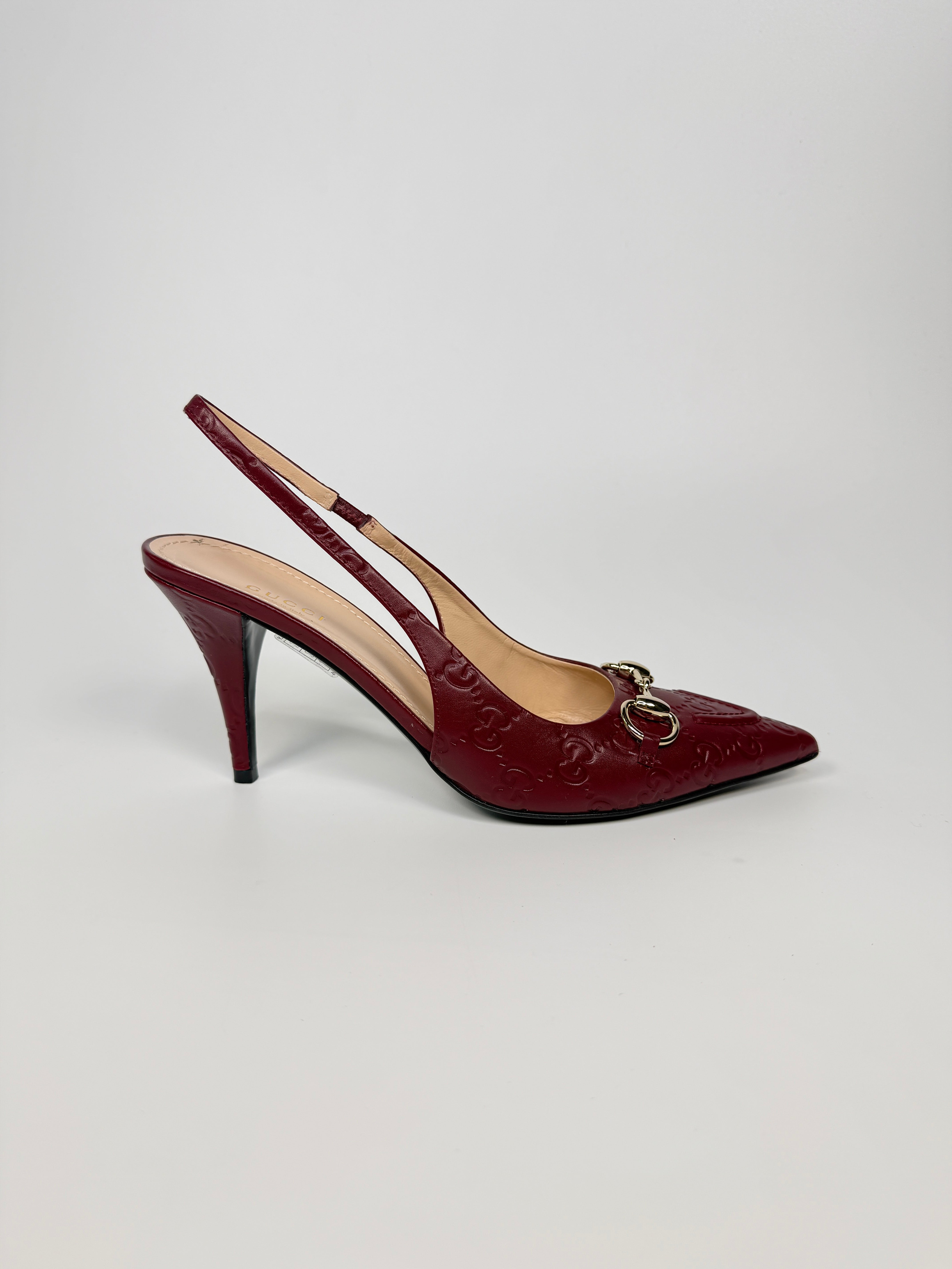 Gucci Horsebit Embellished Embossed Leather Pumps In Rosso Ancora
Authentic Pre Loved Verified by Luxe Cheshire Trusted Designer resale