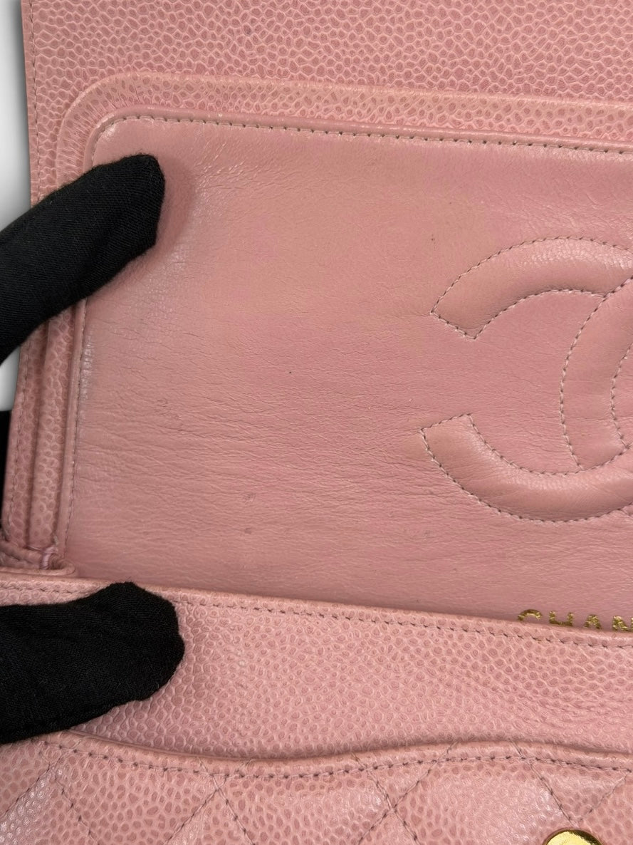 *RARE* Chanel Vintage Medium Classic Double Flap In Pink Caviar Leather With 24Kt Gold Hardware, authentic and preloved in overall excellent condition 100% guarantee.