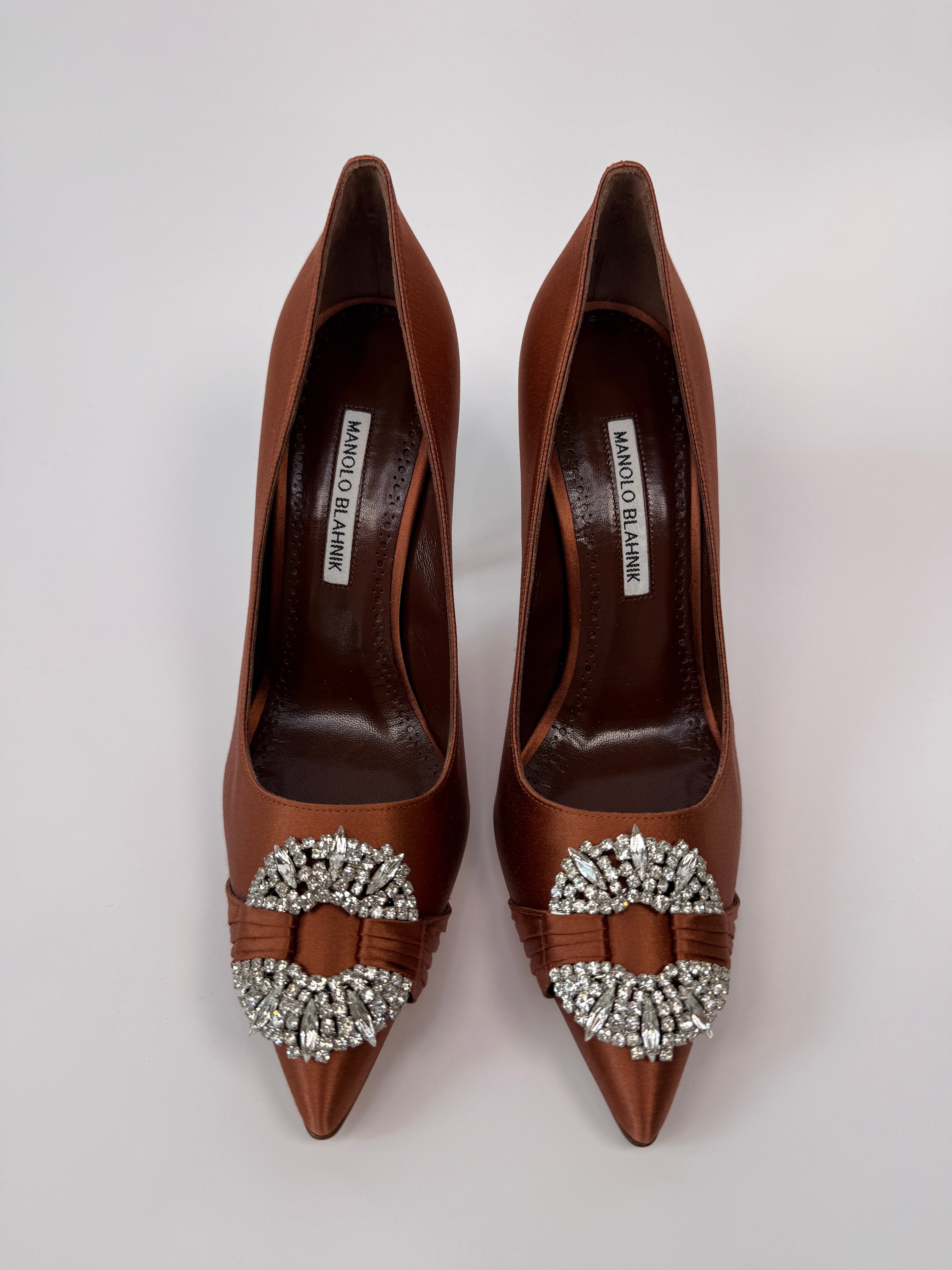 Monolo Blahnik Hangisi 90 Brown satin pumps (Size 39/UK6)