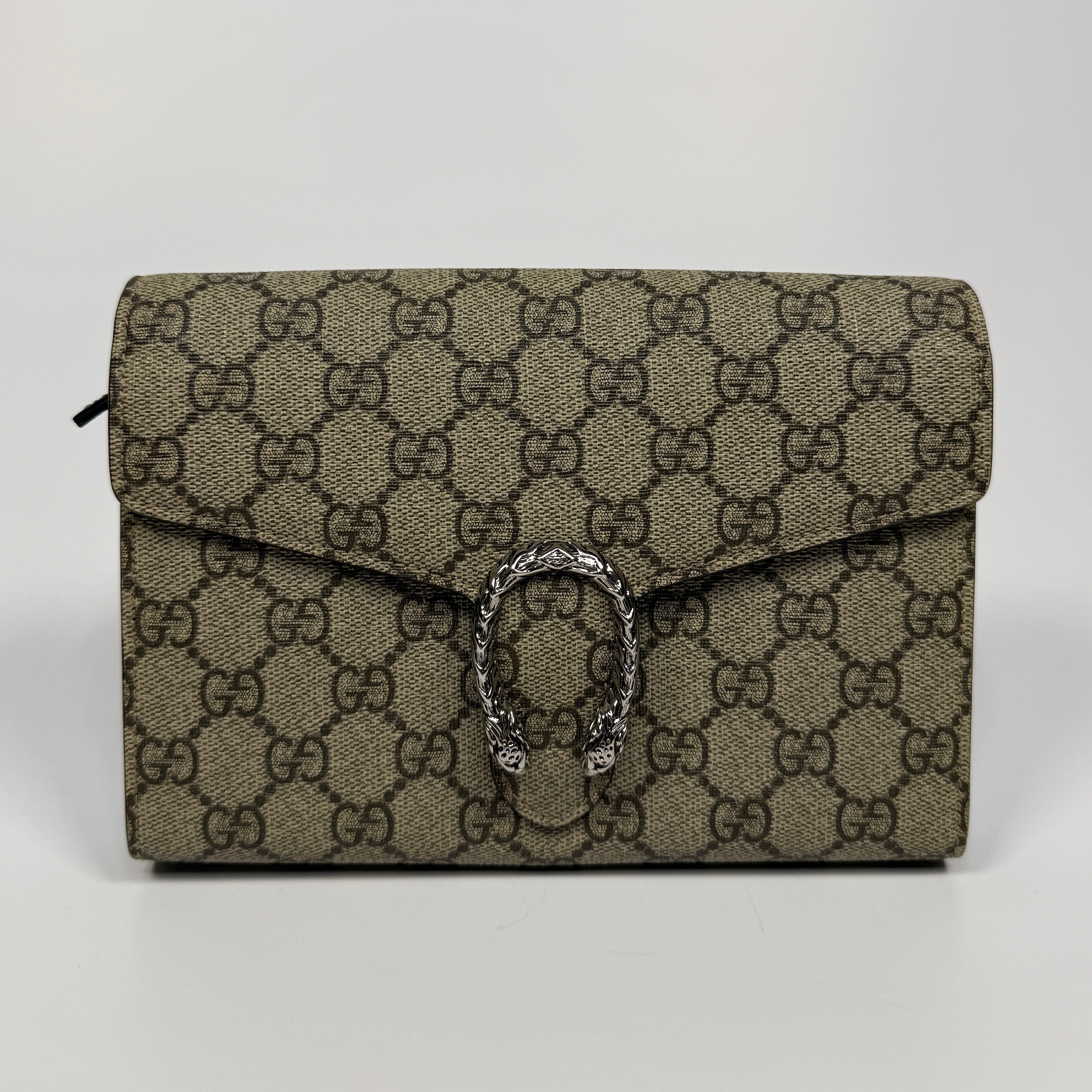 Gucci Dionysus GG Supreme Dionysus Canvas Wallet-on-Chain In Beige Supreme. Silver Hardware. Authentic and preloved in excellent condition.