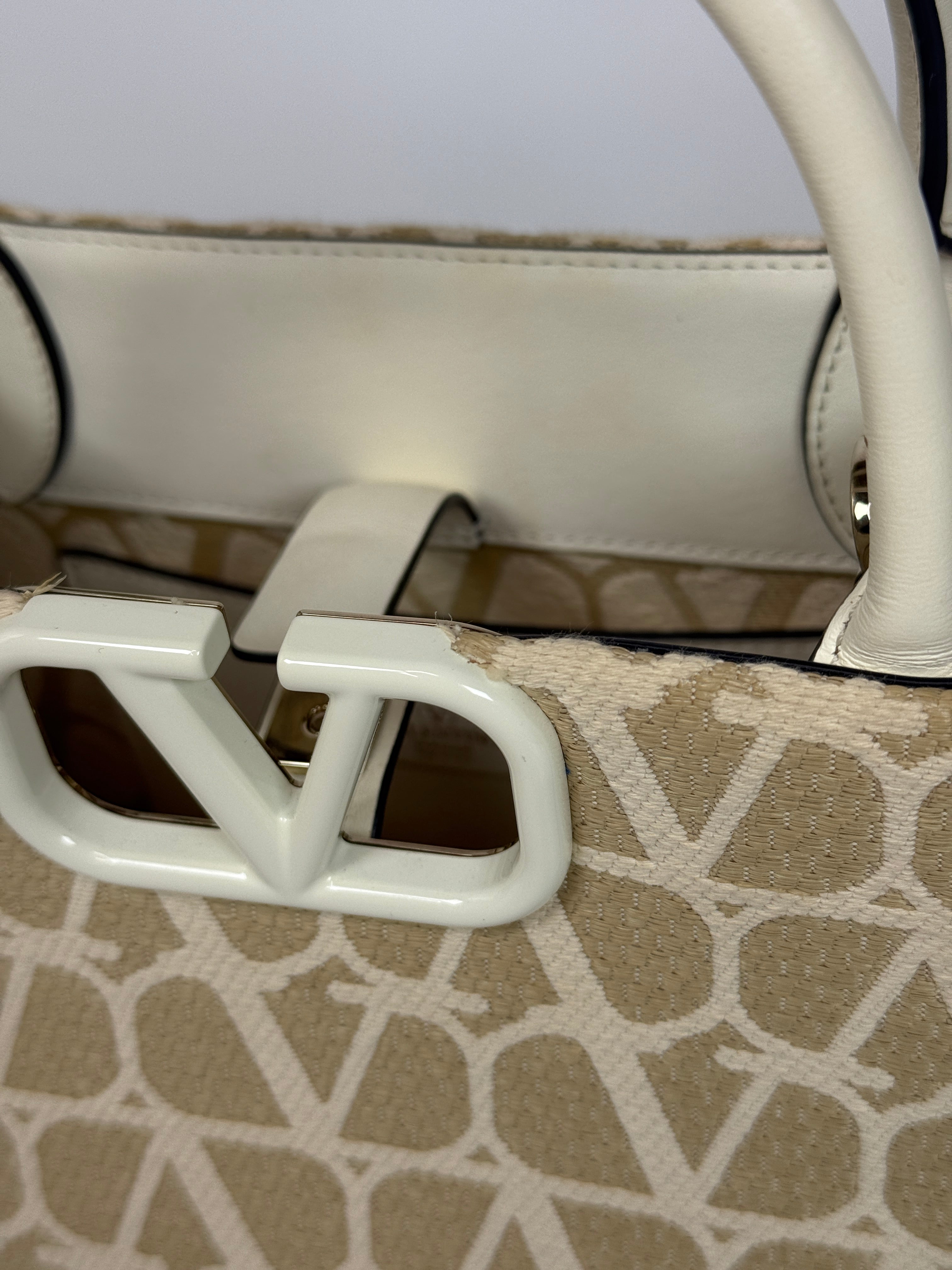 Authentic and preloved Authentic and preloved Valentino Garavani Canvas Beige Tote. 100% Authenticity guarantee