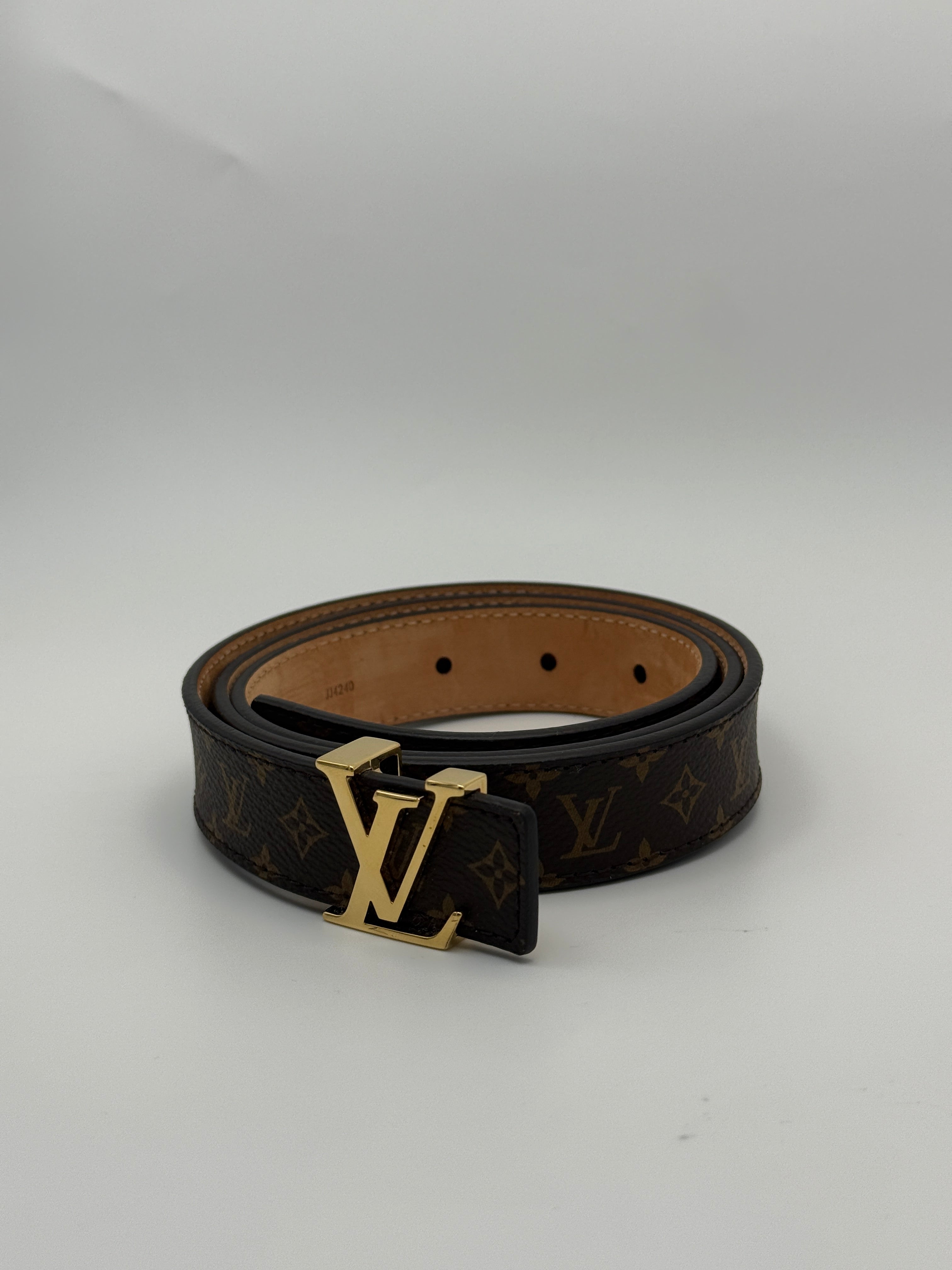 Louis Vuitton Belt (Size 85/34)