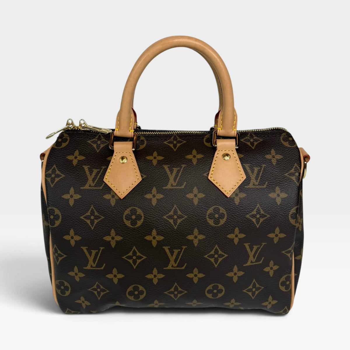 Louis Vuitton Speedy Bandoulière 25 In Monogram Canvas With Gold Hardware. Authentic and preloved in excellent condition. 100% guarantee