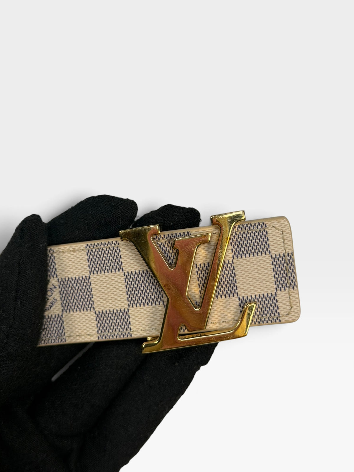 Louis Vuitton Initials Belt In Damier Azure & Pink Canvas 100% authentic and preloved in excellent condition
