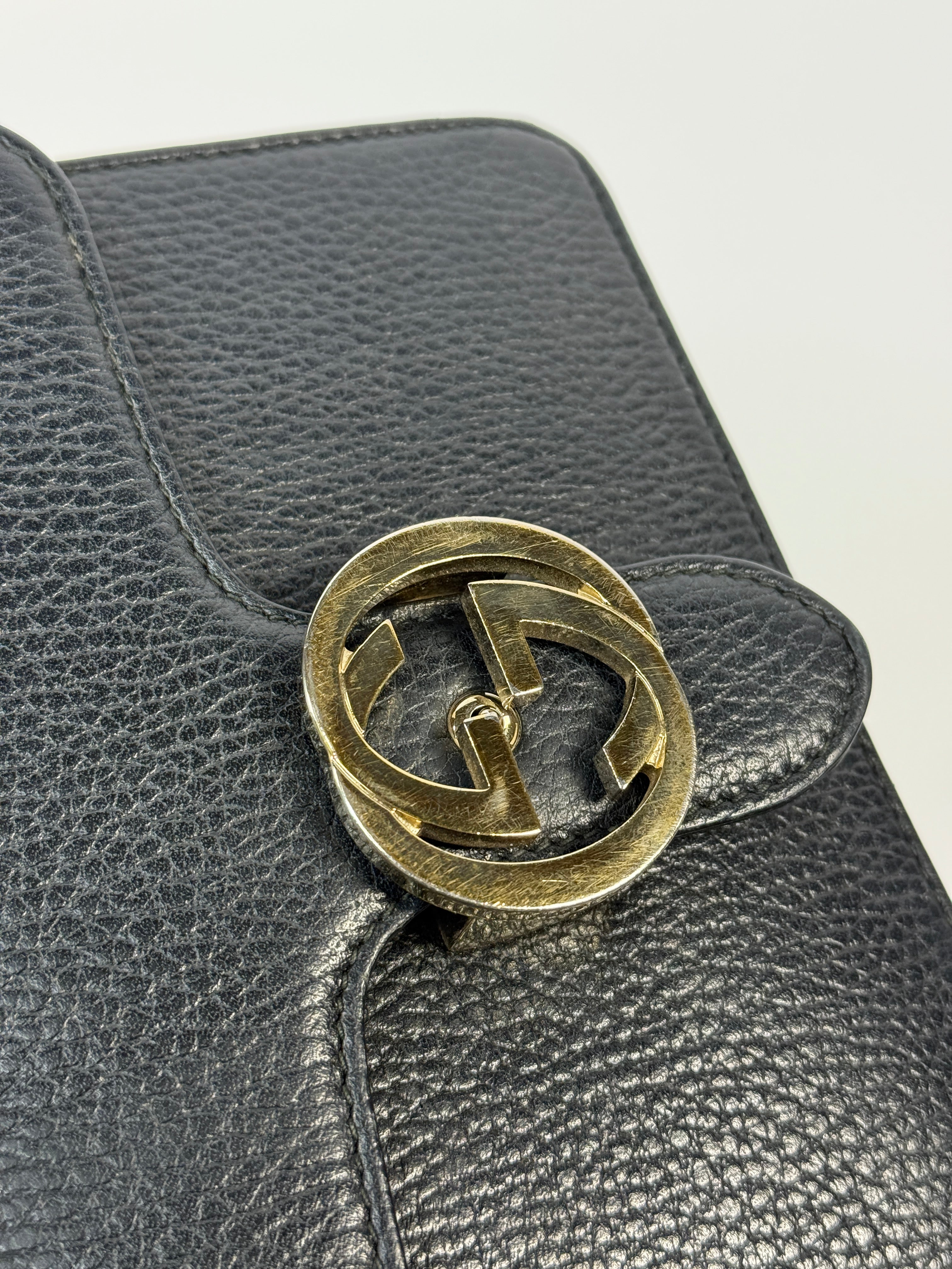 Gucci Interlocking G Wallet On Chain