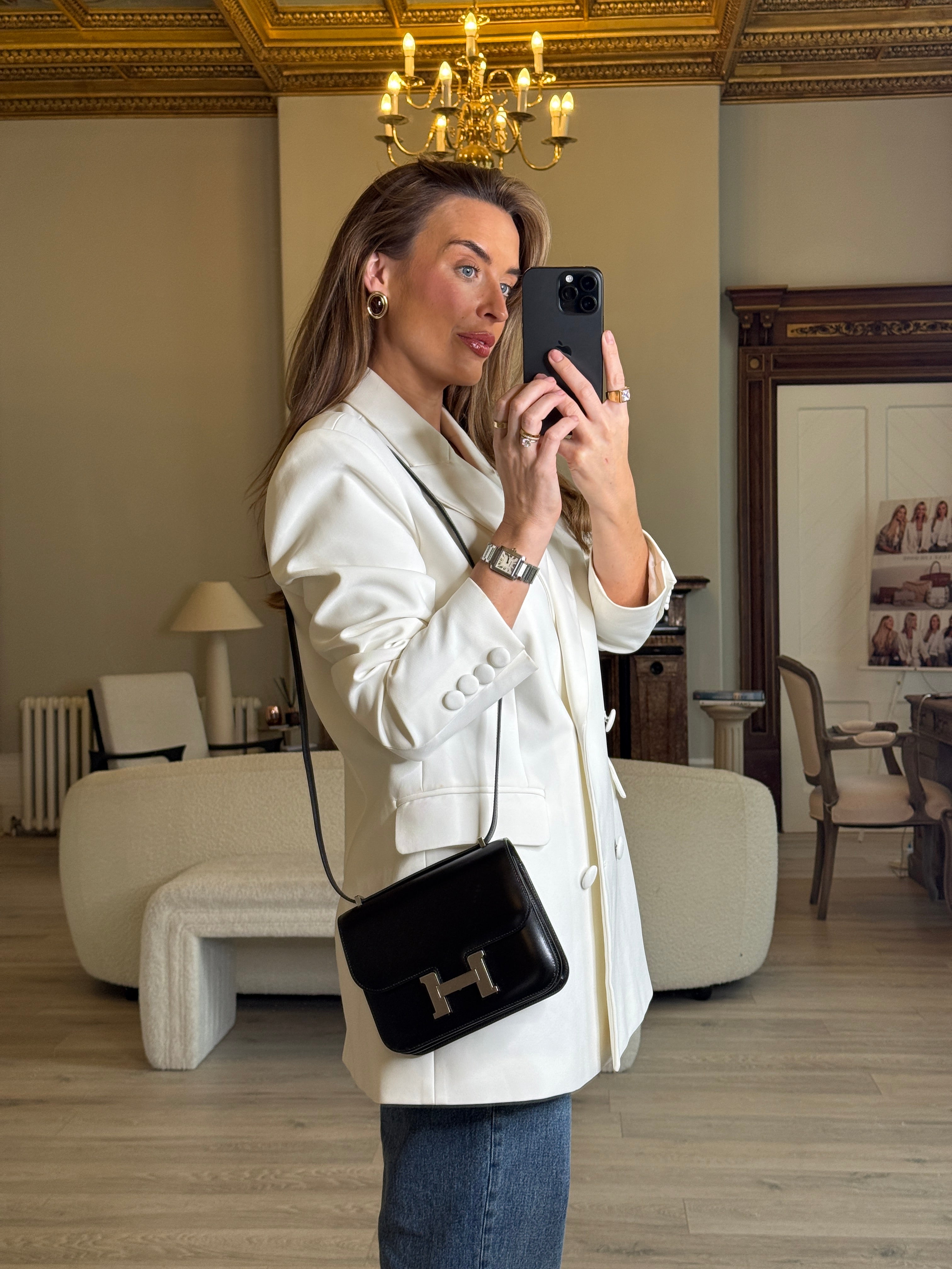 Authentic and preloved Hermès Constance 18 In Black Box Leather With Palladium Hardware. 100% Authenticity guarantee.