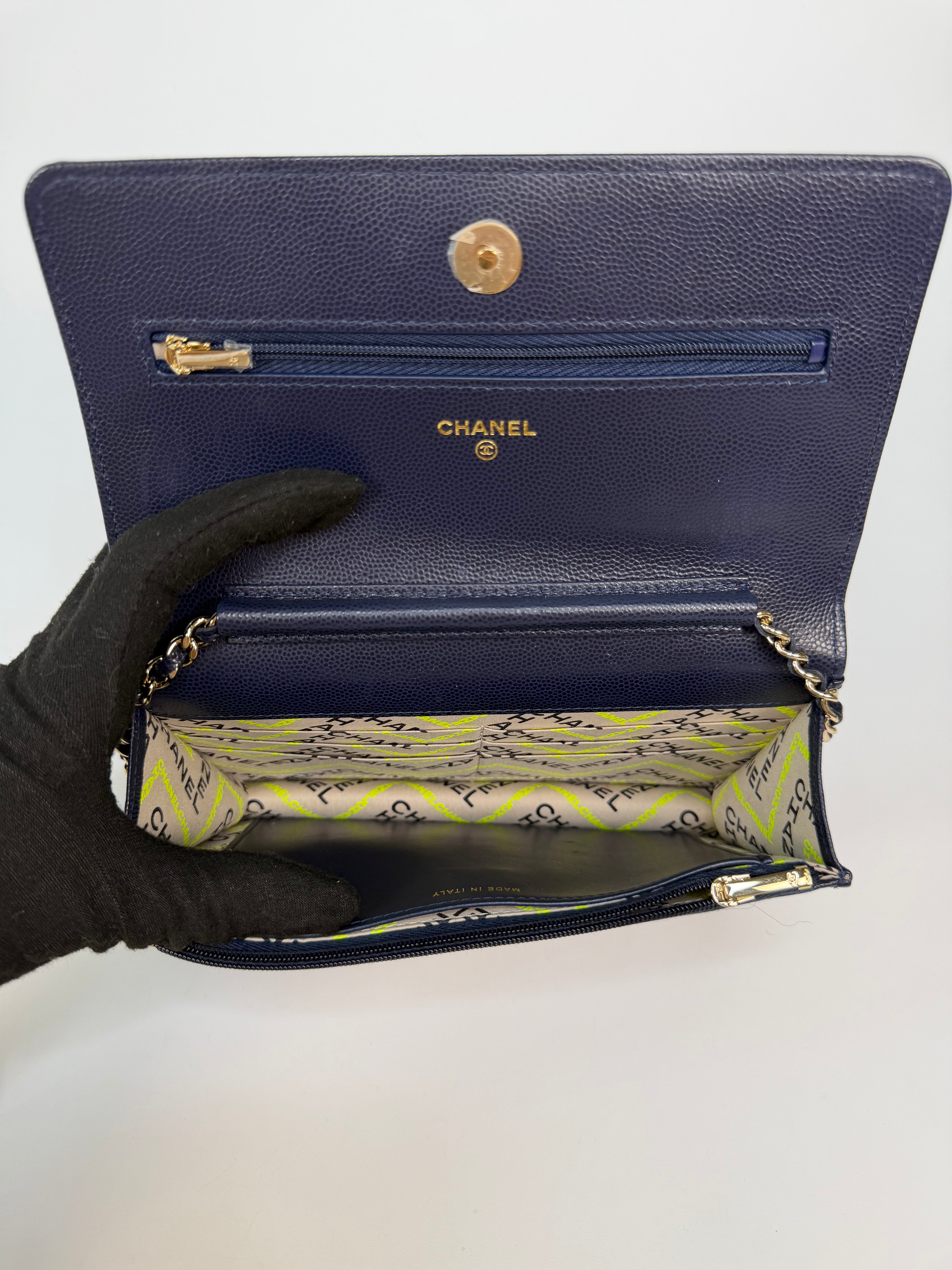 Chanel Wallet On Chain In Navy Caviar With Gold Hardware. Authentic and preloved in excellent condition. 100% guarantee